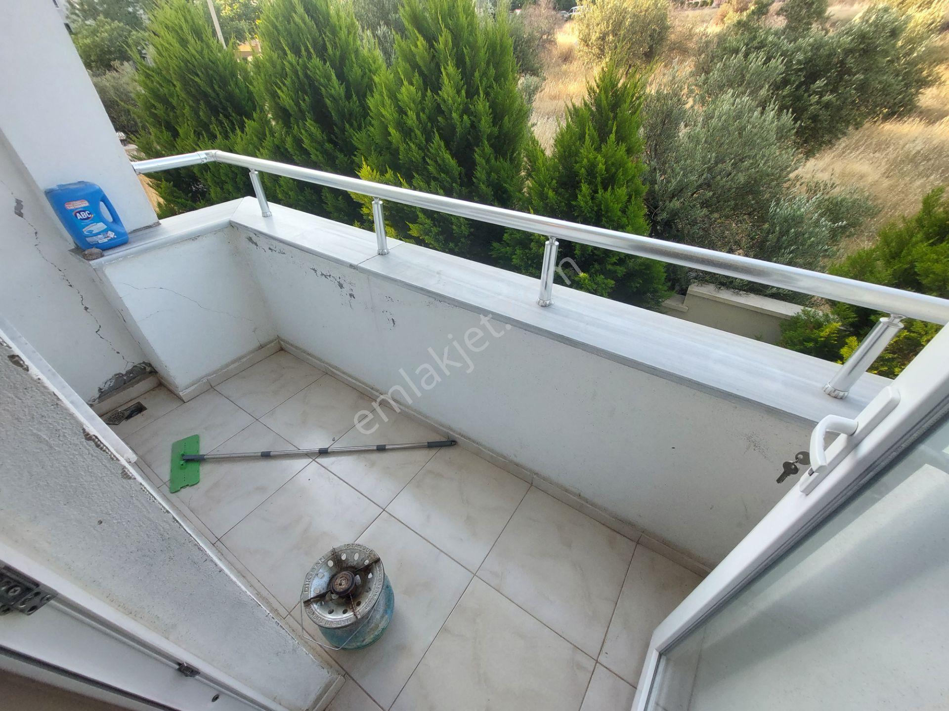 Yeni Rota'dan Uzun Çarşı Karşısı Eşyalı Ve Balkonlu 1+1 Satılık Daire - Görsel 3