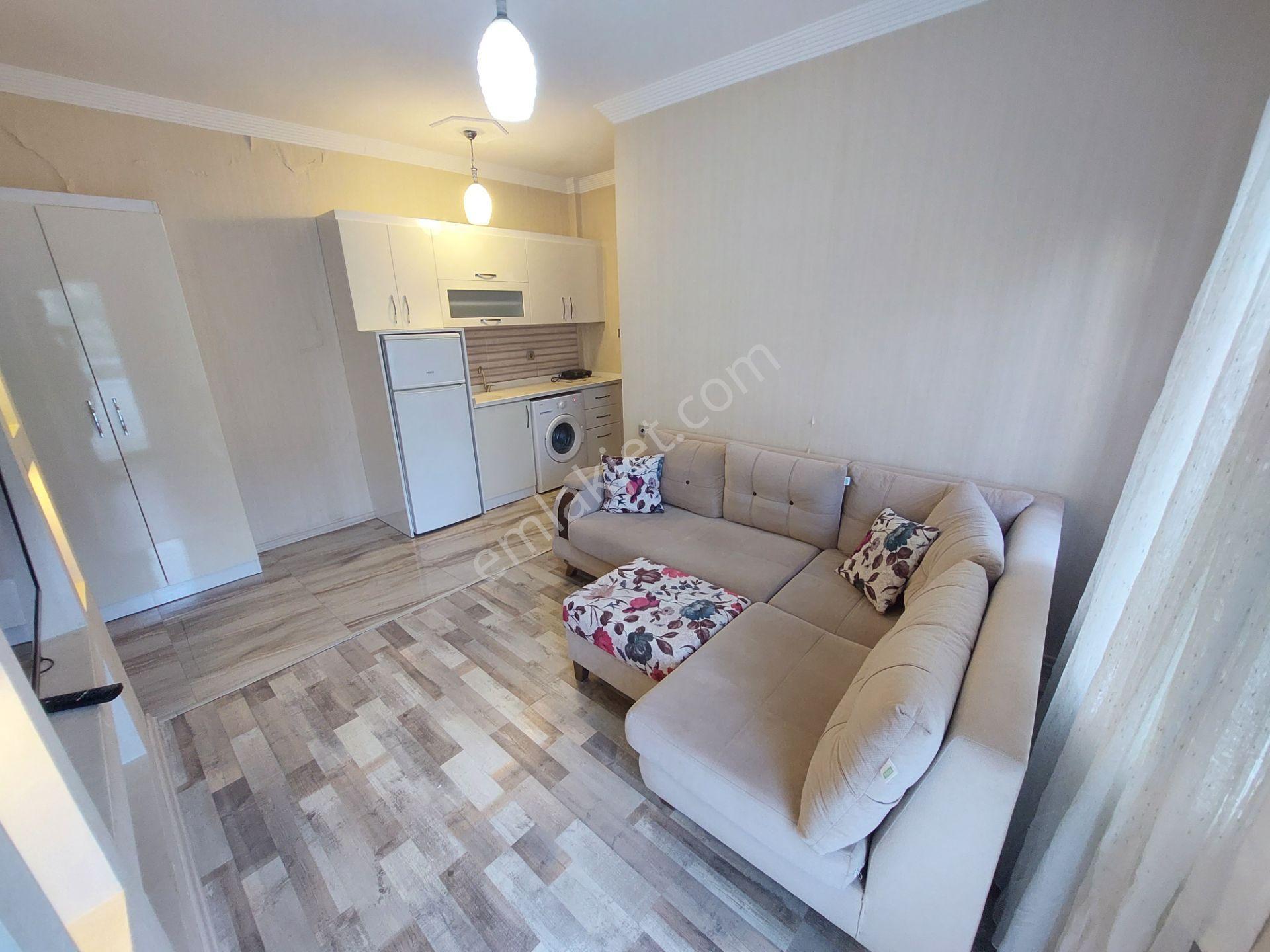 Yeni Rota'dan Uzun Çarşı Karşısı Eşyalı Ve Balkonlu 1+1 Satılık Daire - Görsel 4