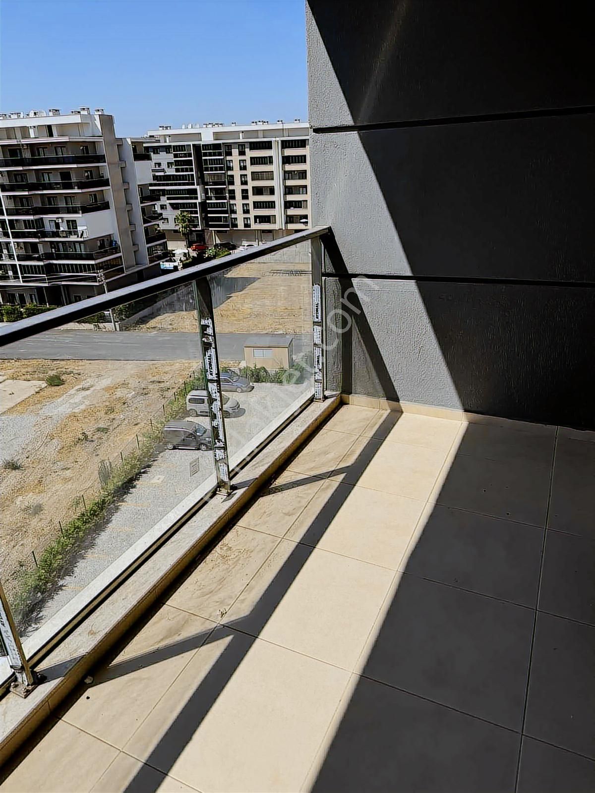 Torbalı Da İzban Yakını Site İçi Full Kredi Satılık 2+1 Daire - Görsel 15