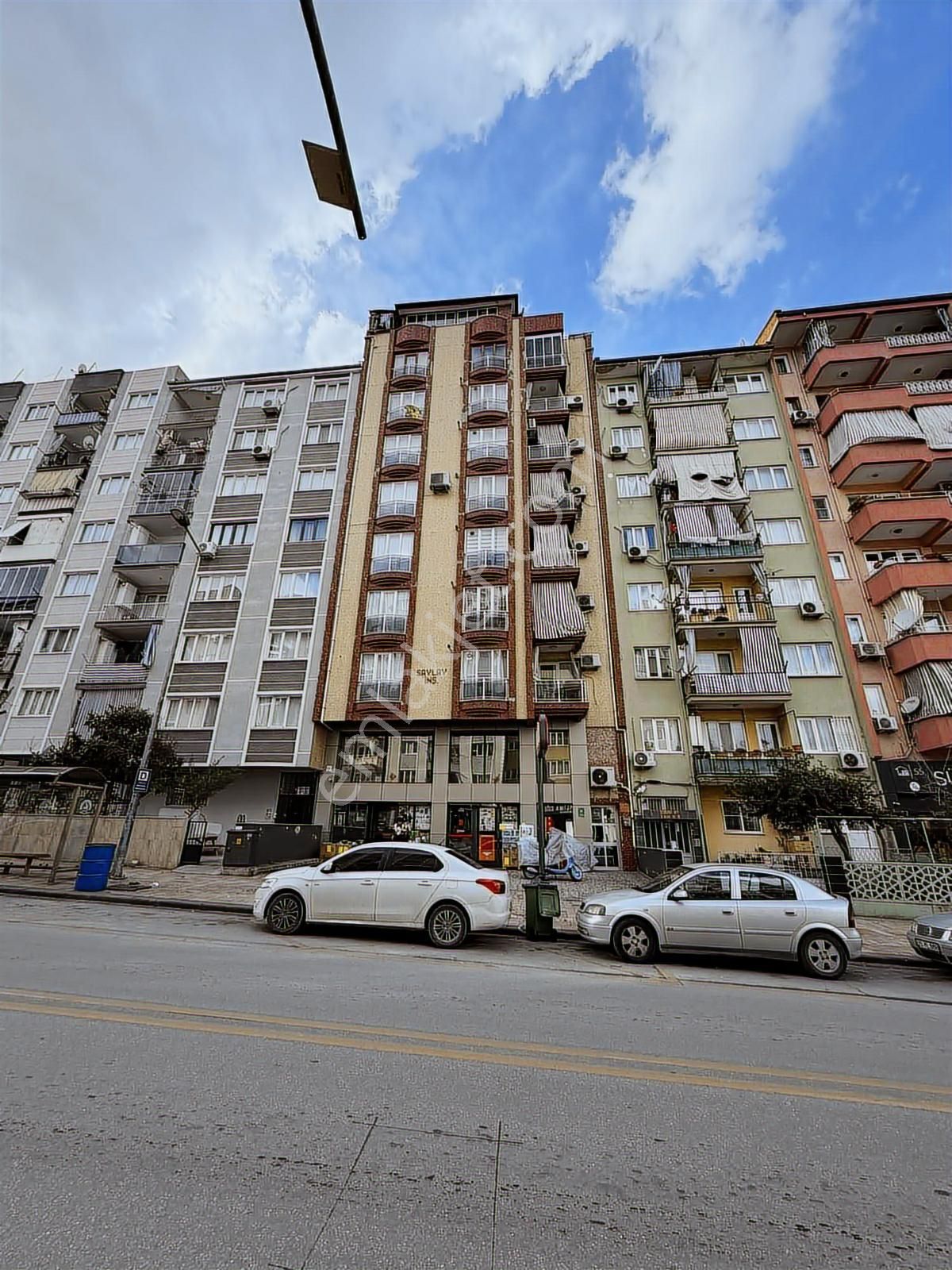 Hürriyet Cadde Üstü* 5.arakat* 75m2 *2+0*yeni Daire