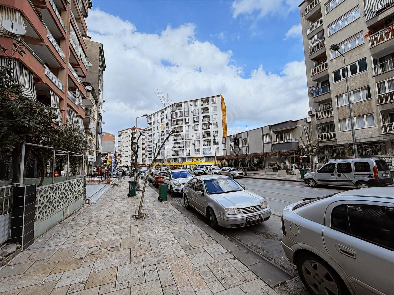 Hürriyet Cadde Üstü* 5.arakat* 75m2 *2+0*yeni Daire - Görsel 4