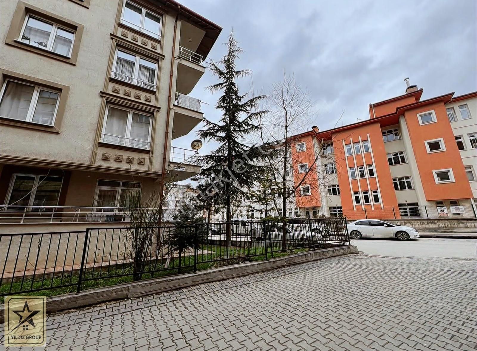 Meydan Mahallesinde 3+1 Bakımlı Geniş Ve Ferah Satılık Daire - Görsel 31