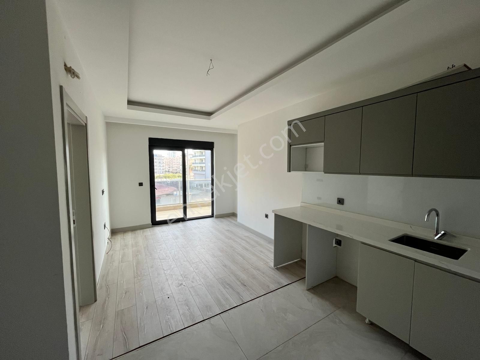 Alanya/mahmutlar Otel Konseptinde 1+1 Kiralık Daire - Görsel 3