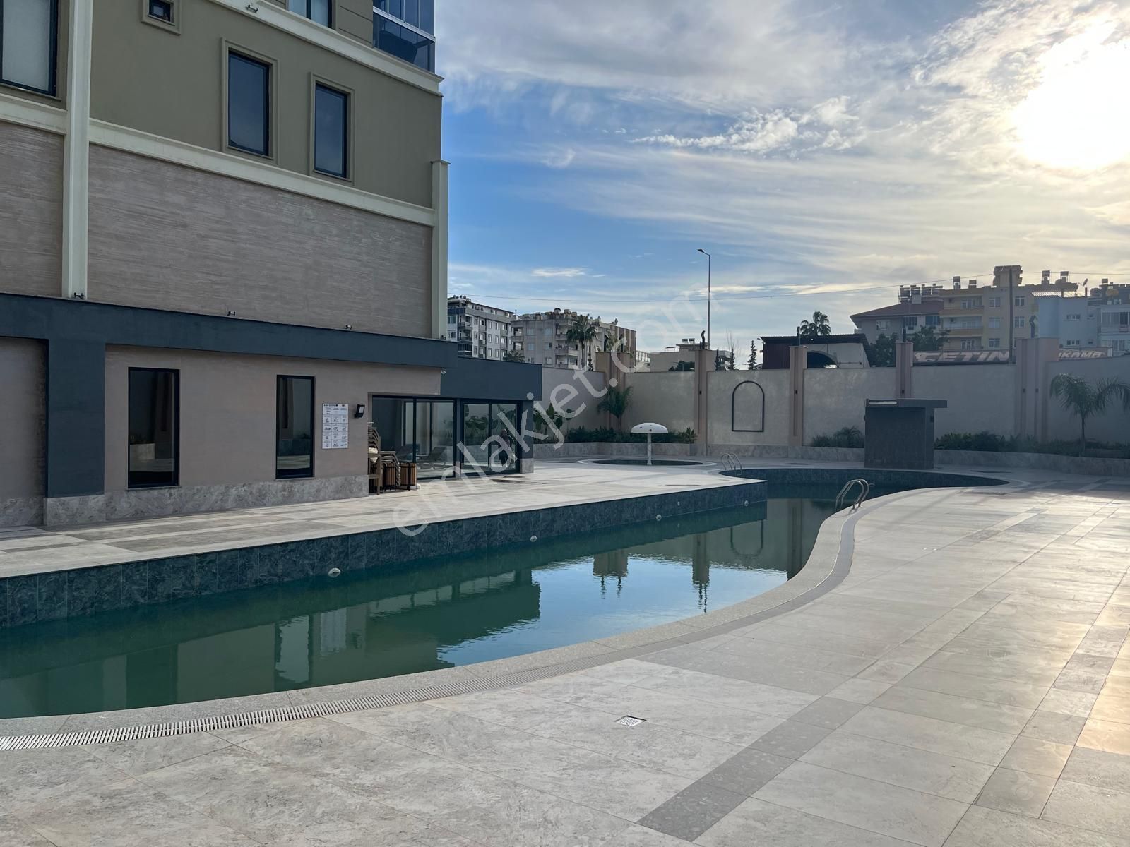 Alanya/mahmutlar Otel Konseptinde 1+1 Kiralık Daire