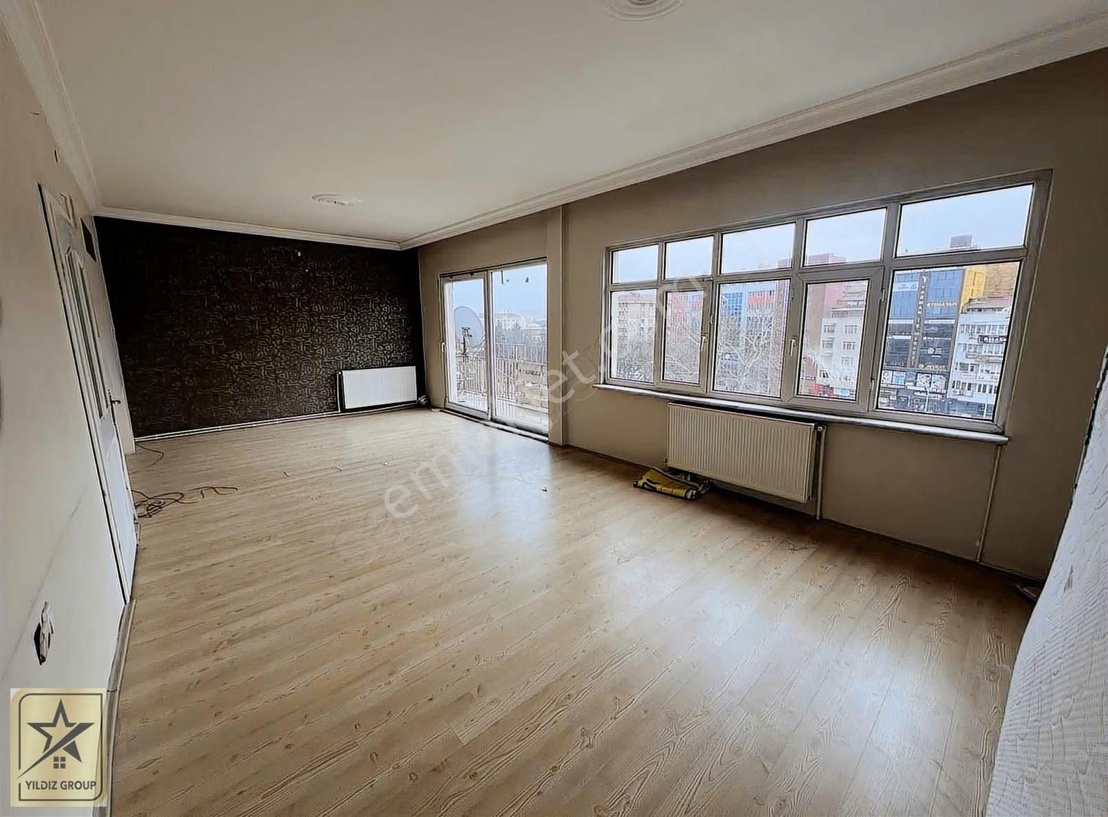 Şehir Merkezinde Penguen Pastanesi Üstünde 2+1 Geniş Daire - Görsel 10