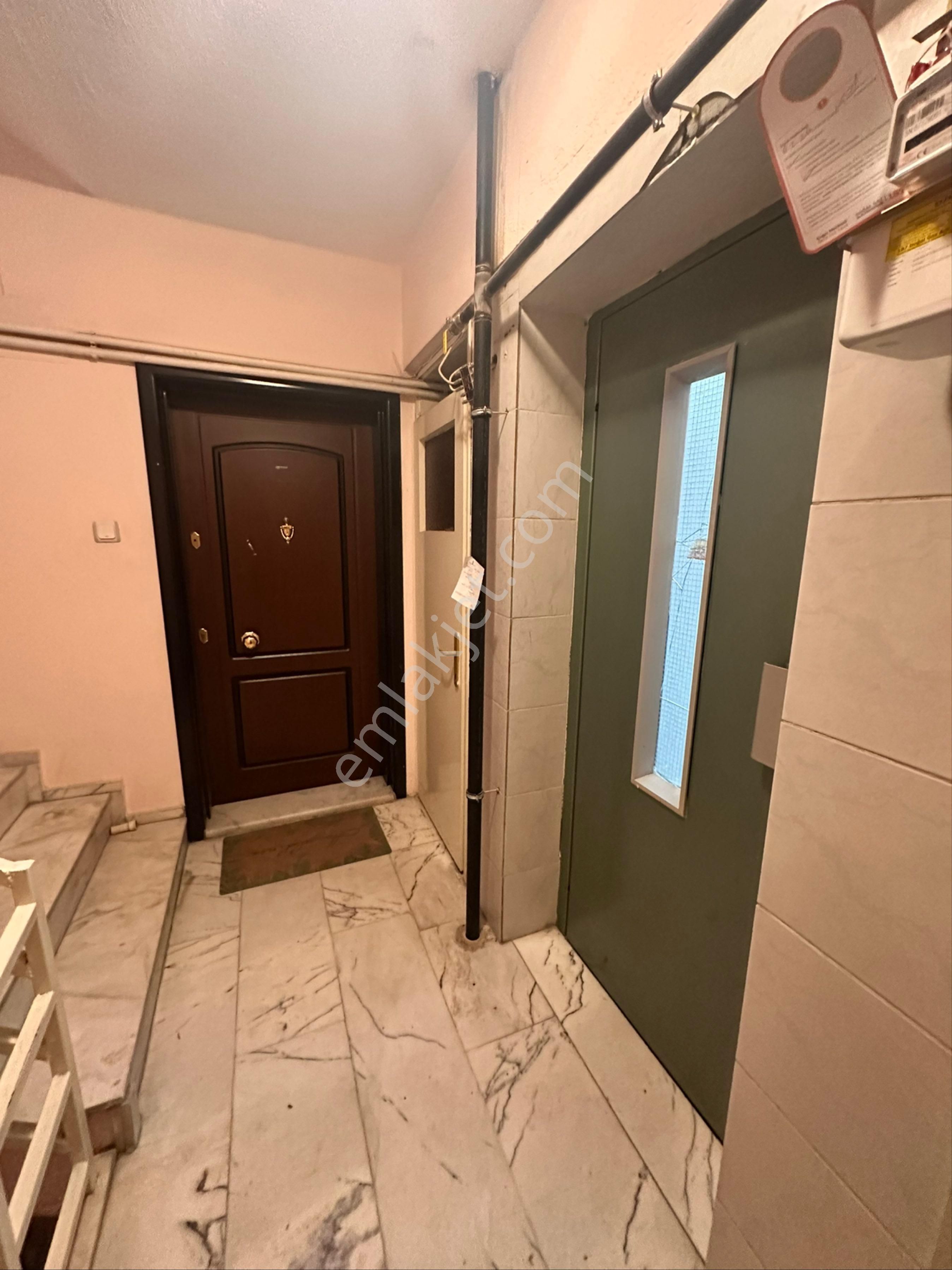 🏡 Bergama Merkezde Satılık 3+1 Geniş Daire – 140 M² - Görsel 3