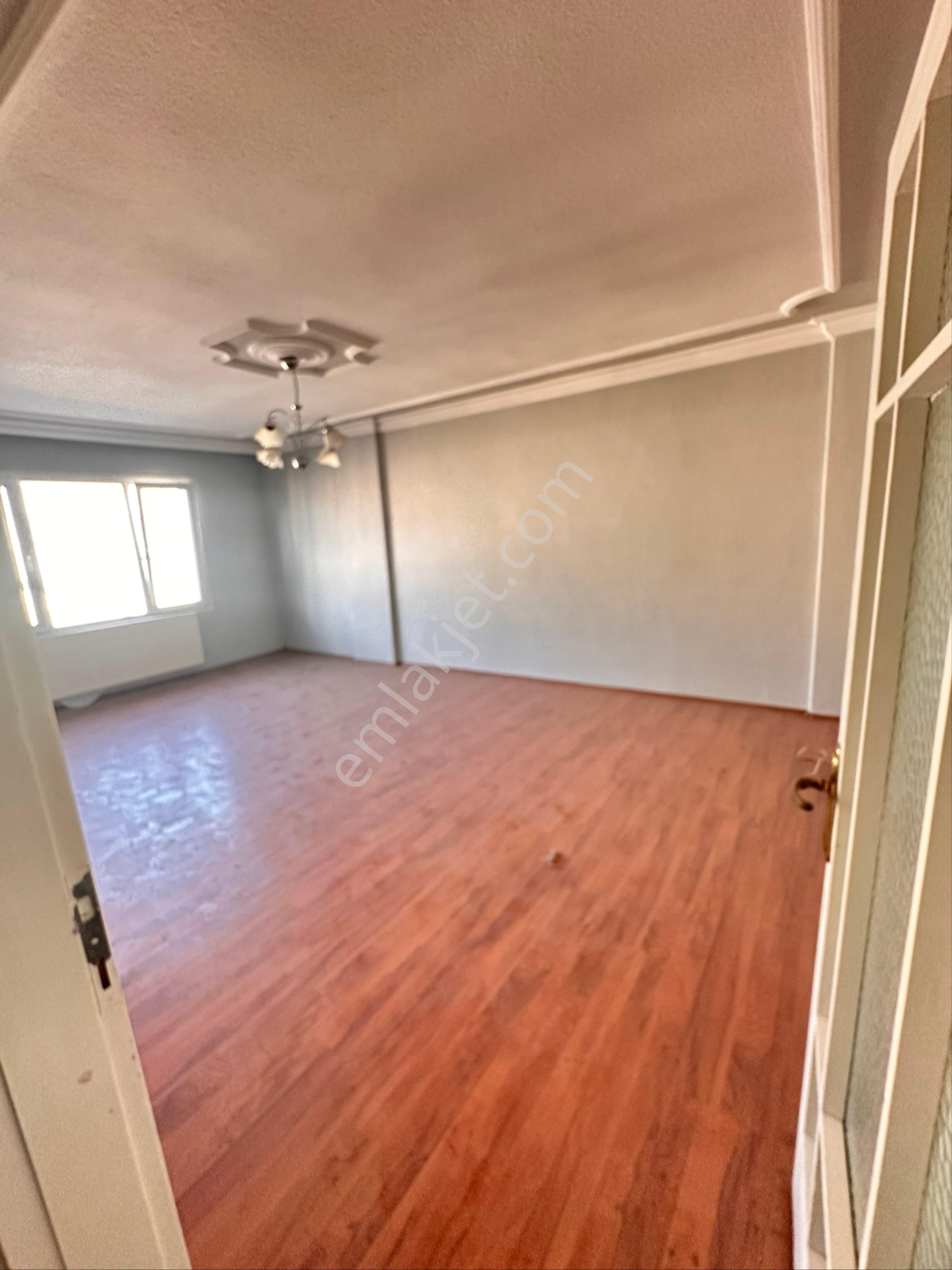 🏡 Bergama Merkezde Satılık 3+1 Geniş Daire – 140 M² - Görsel 6