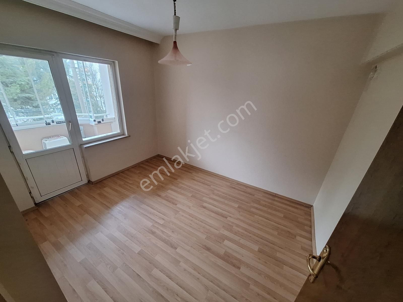 Esen'den Konak'ta Caddeye Cephe Büyük Kiralık Daire - Görsel 11