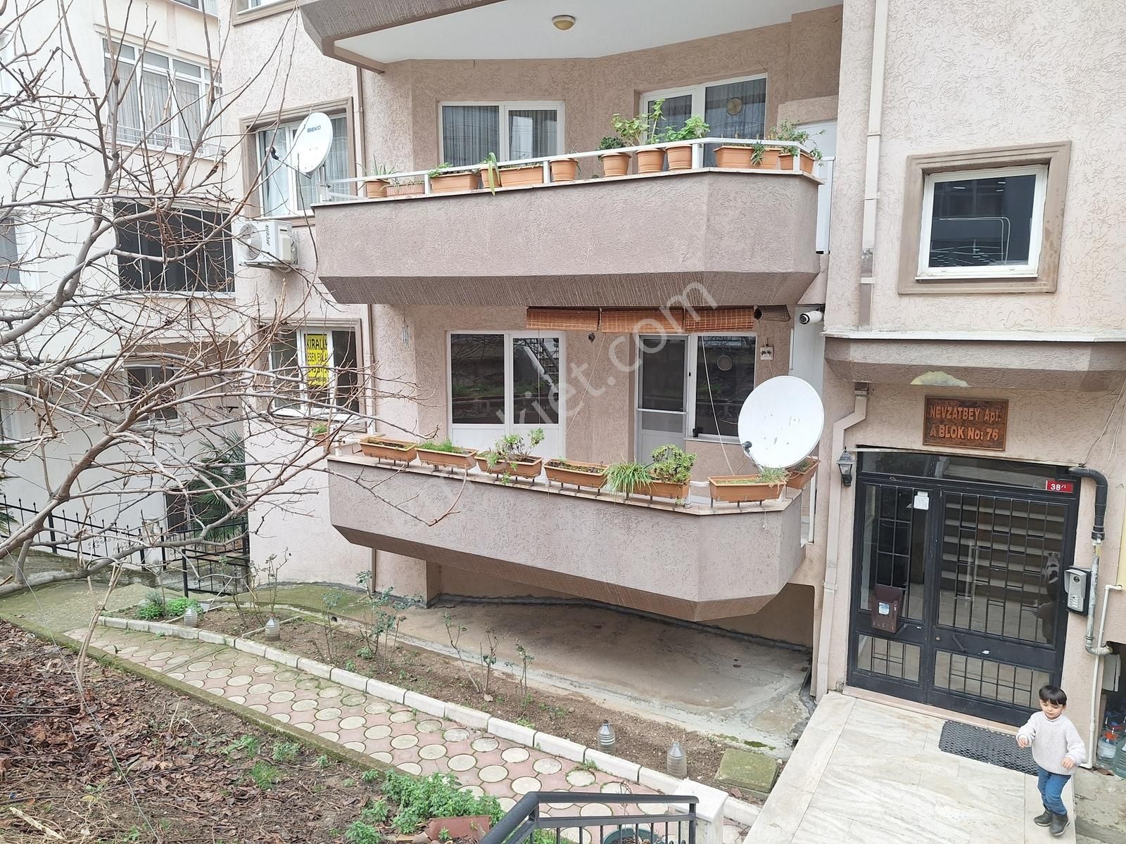 Esen'den Konak'ta Caddeye Cephe Büyük Kiralık Daire - Görsel 26