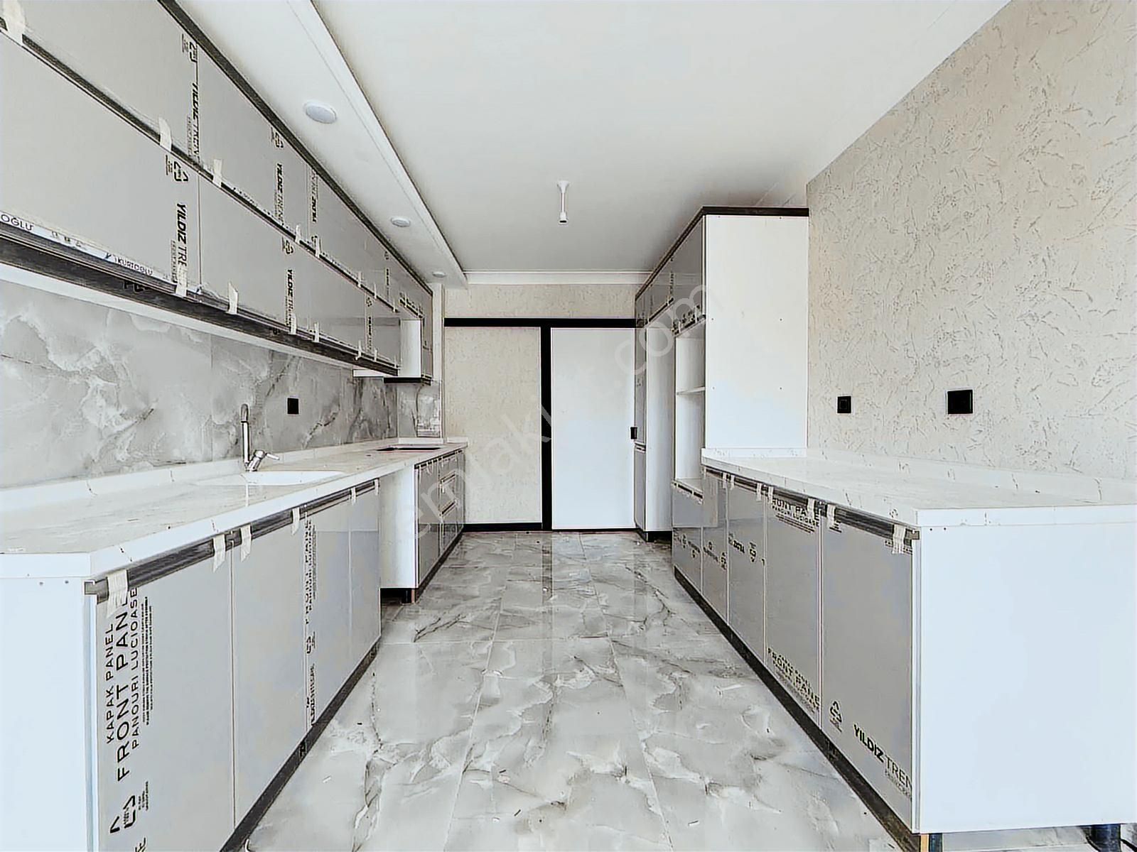 Şentürk Gayrimenkul'den*ultra Lüks Yapılı**orta Kat//sıfır Daire