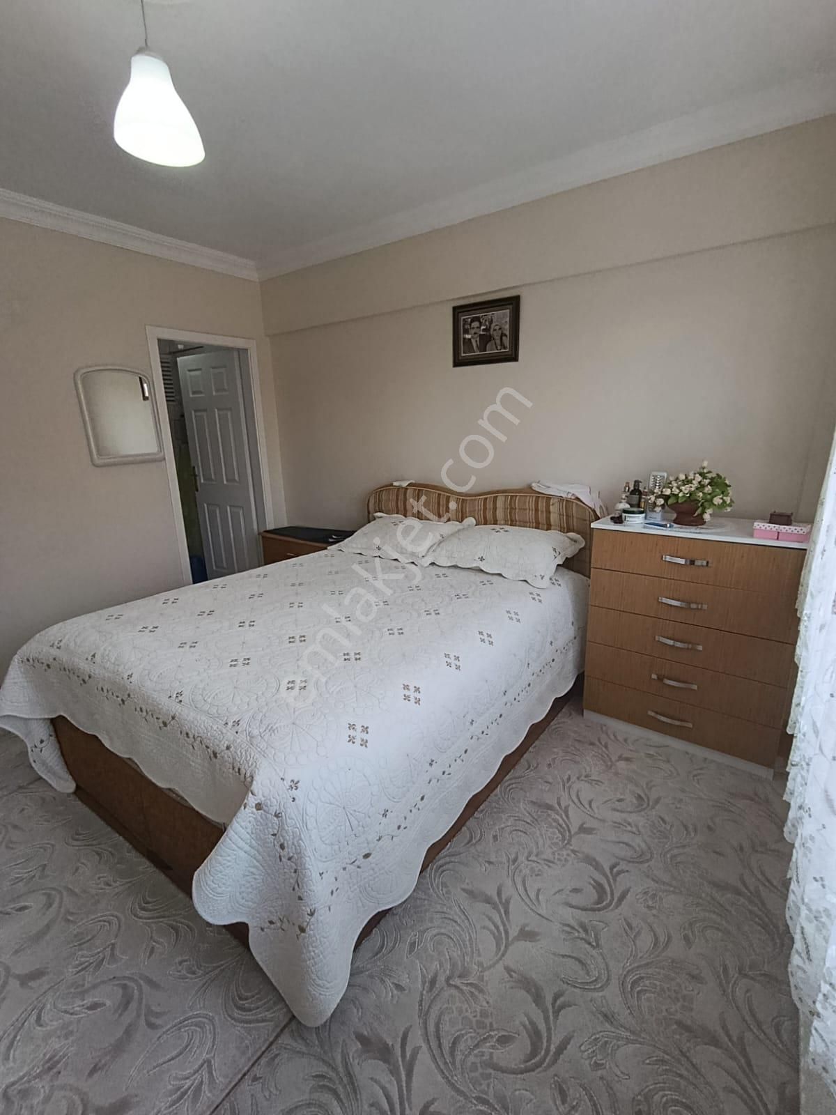 Sincan Törekent Mah'de 3+1 145m2 Genişliğinde Ara Kat Full Yapılı Daire - Görsel 9