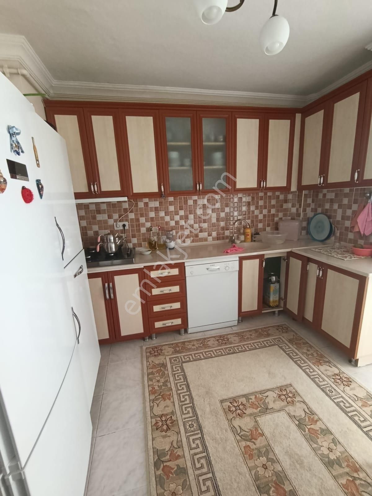 Sincan Törekent Mah'de 3+1 145m2 Genişliğinde Ara Kat Full Yapılı Daire - Görsel 12