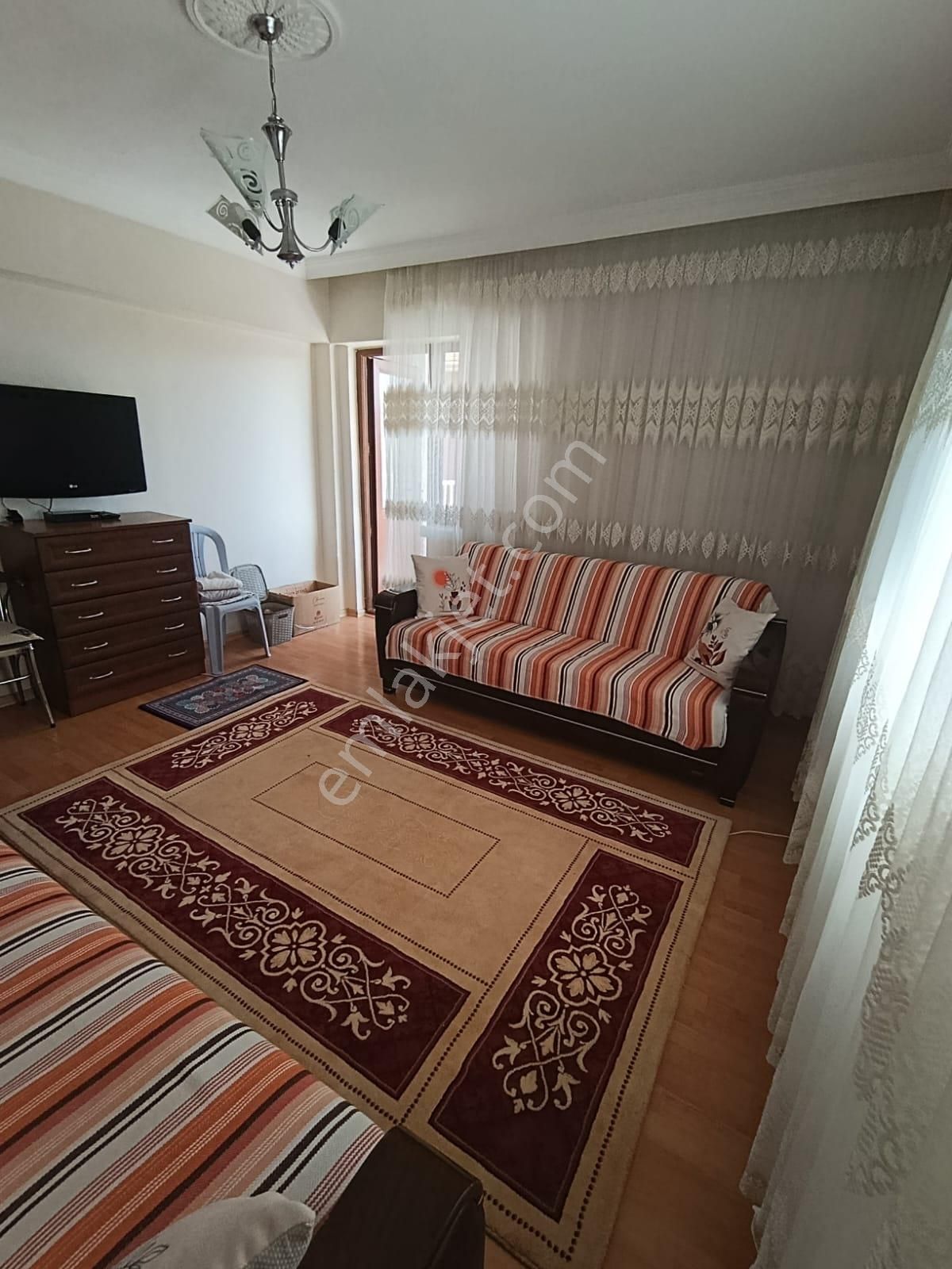 Sincan Törekent Mah'de 3+1 145m2 Genişliğinde Ara Kat Full Yapılı Daire - Görsel 4