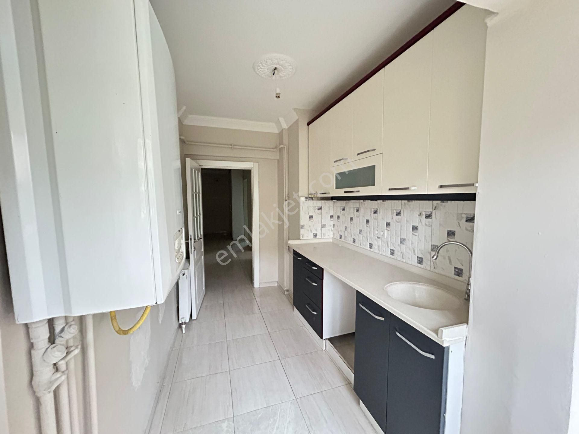 Taner'den Dikmen Nisan Sok'ta 3+1 1.kat Ön Cephe G.doğu Bakımlı - Görsel 17