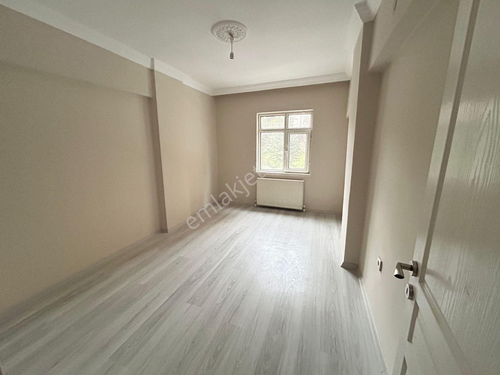 Taner'den Dikmen Nisan Sok'ta 3+1 1.kat Ön Cephe G.doğu Bakımlı - Görsel 5