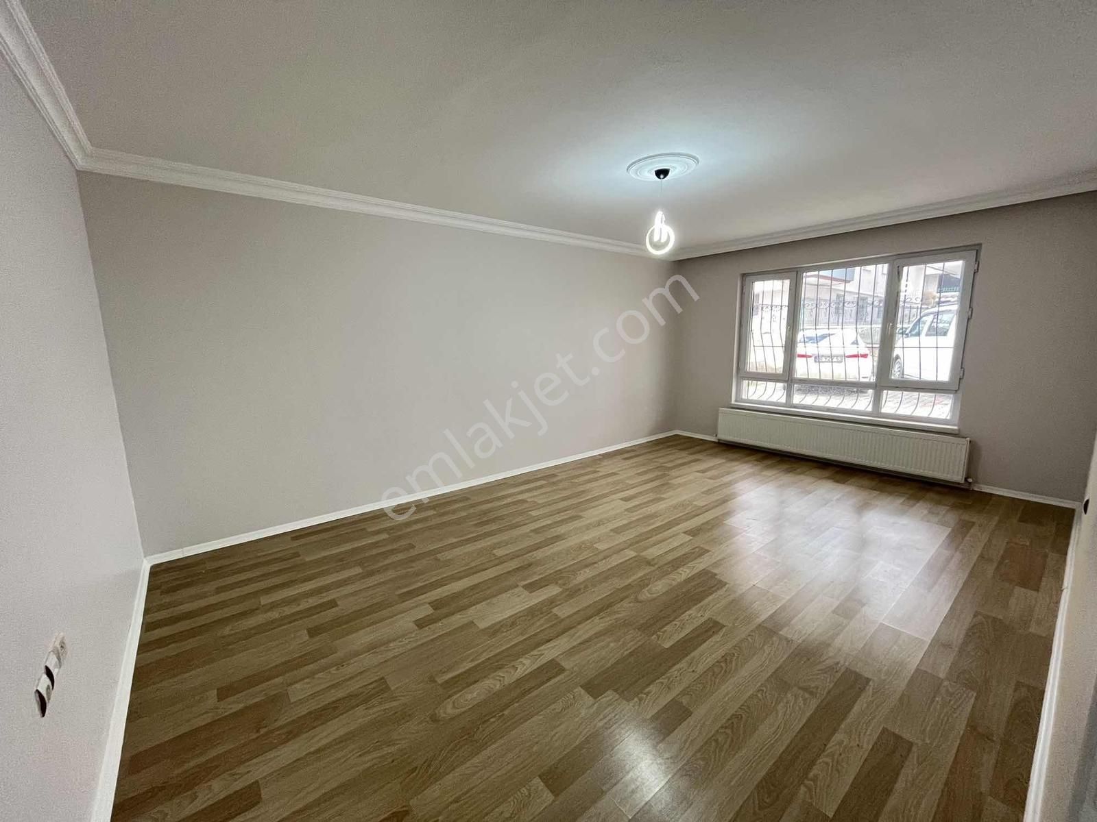 'm Ü L K Ｅｍｌａｋ' 3+1 Giriş Kat Yapılı Cadde Yakını Fırsat Dairesi