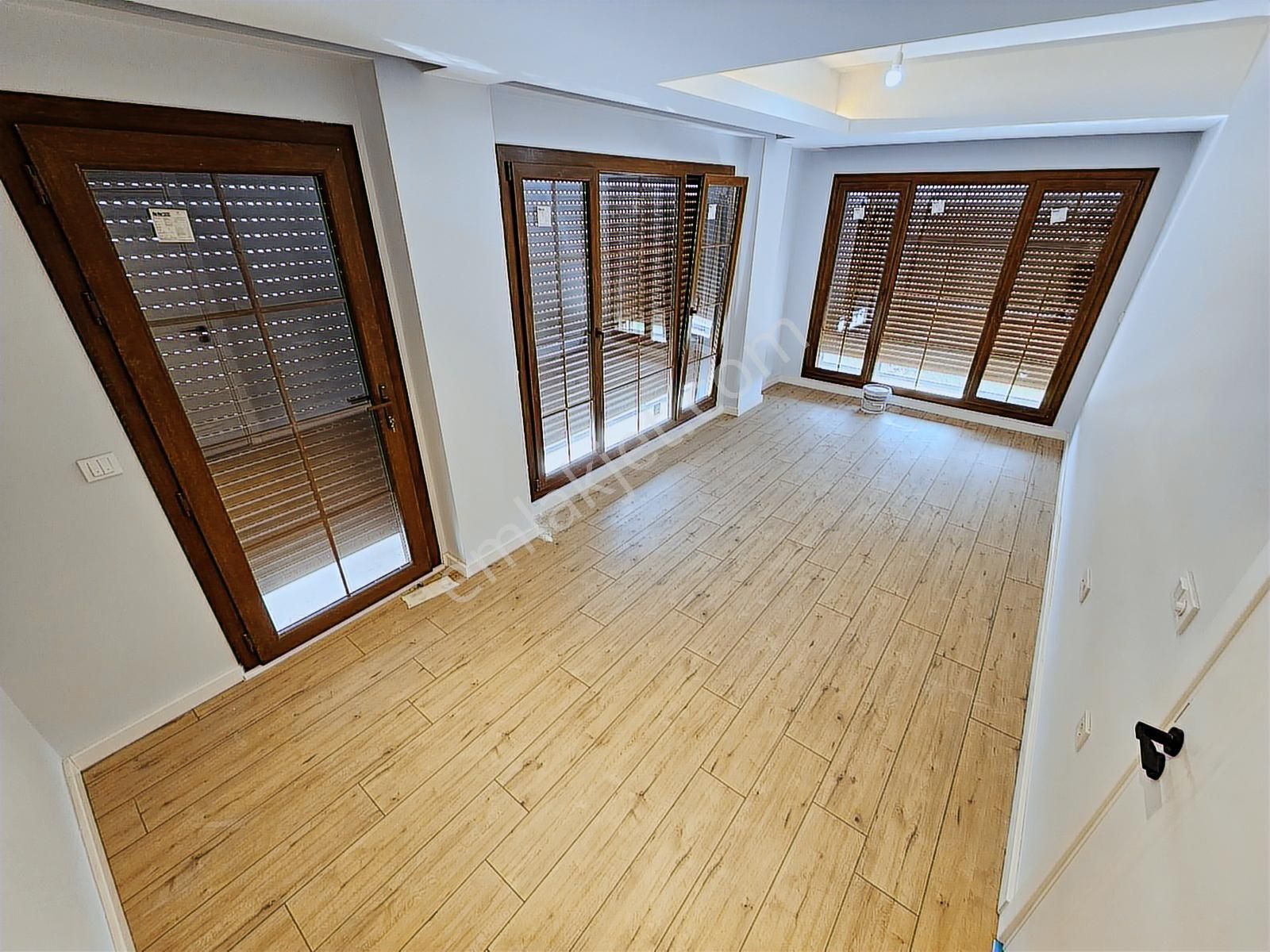 Eu Gayrimenkulden Site İçerisinde Tek Müstakil Villa - Görsel 32