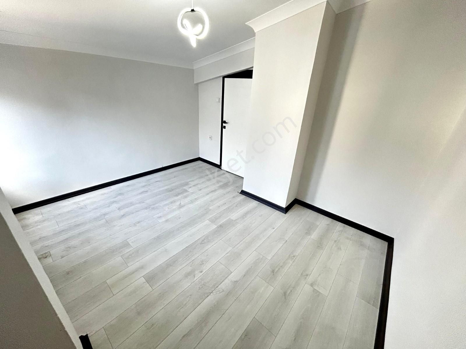 Akşemsettin Mah'de 4+1 Teraslı Full Yapılı Daire - Görsel 26