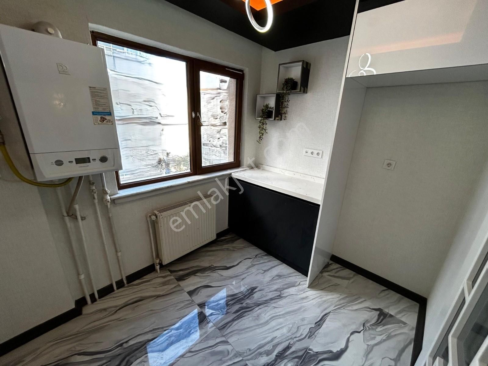 Akşemsettin Mah'de 4+1 Teraslı Full Yapılı Daire - Görsel 14