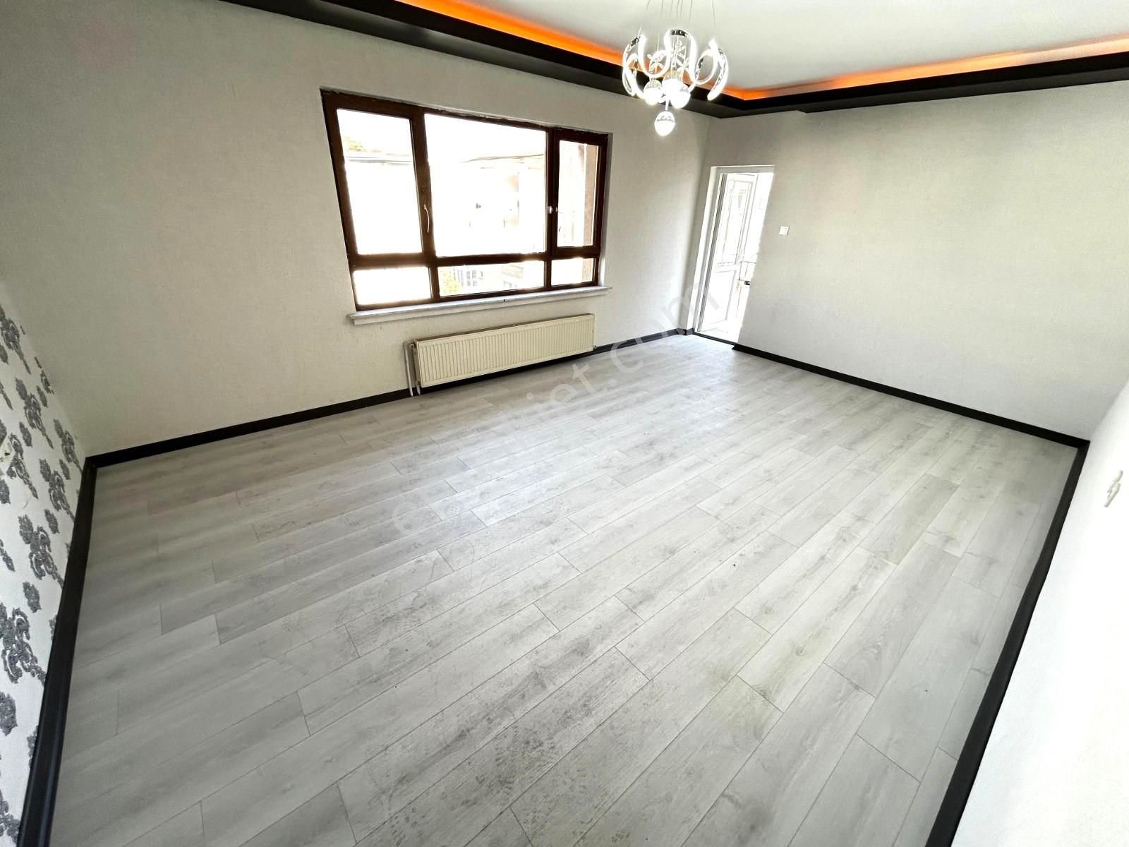 Akşemsettin Mah'de 4+1 Teraslı Full Yapılı Daire - Görsel 3