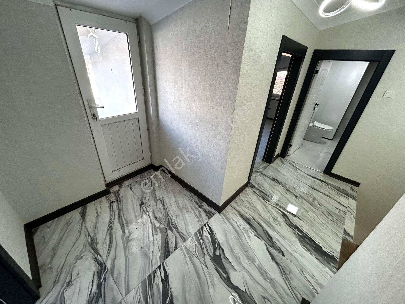 Akşemsettin Mah'de 4+1 Teraslı Full Yapılı Daire - Görsel 6