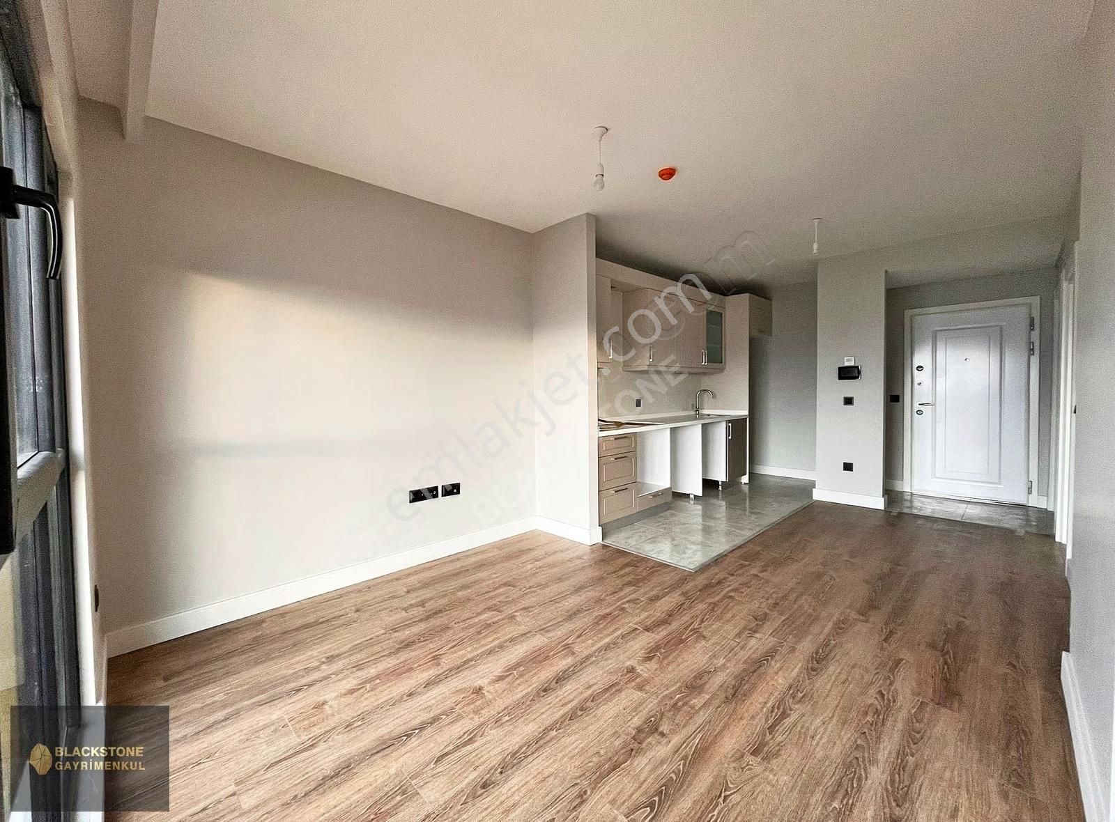 Üsküdar Yeni Çamlıca Konutları 1+1 Kiralık Manzaralı Daire - Görsel 6