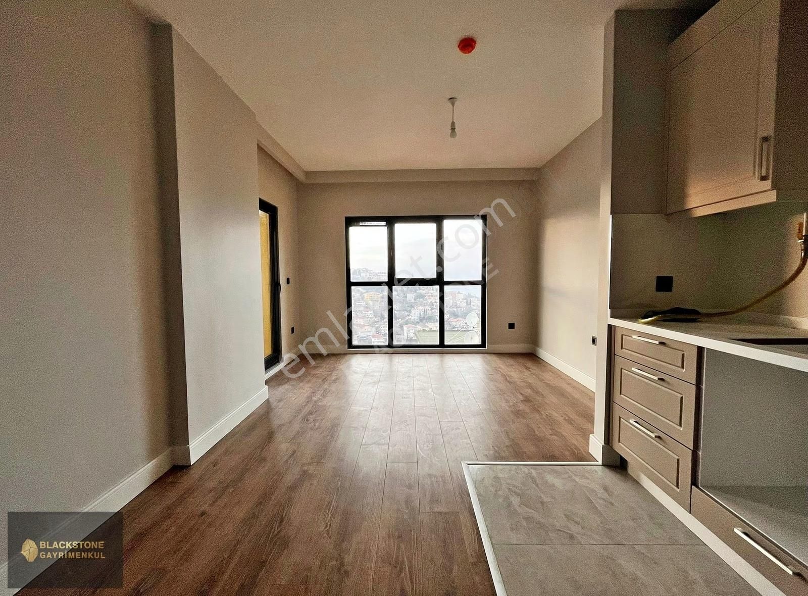Üsküdar Yeni Çamlıca Konutları 1+1 Kiralık Manzaralı Daire - Görsel 21