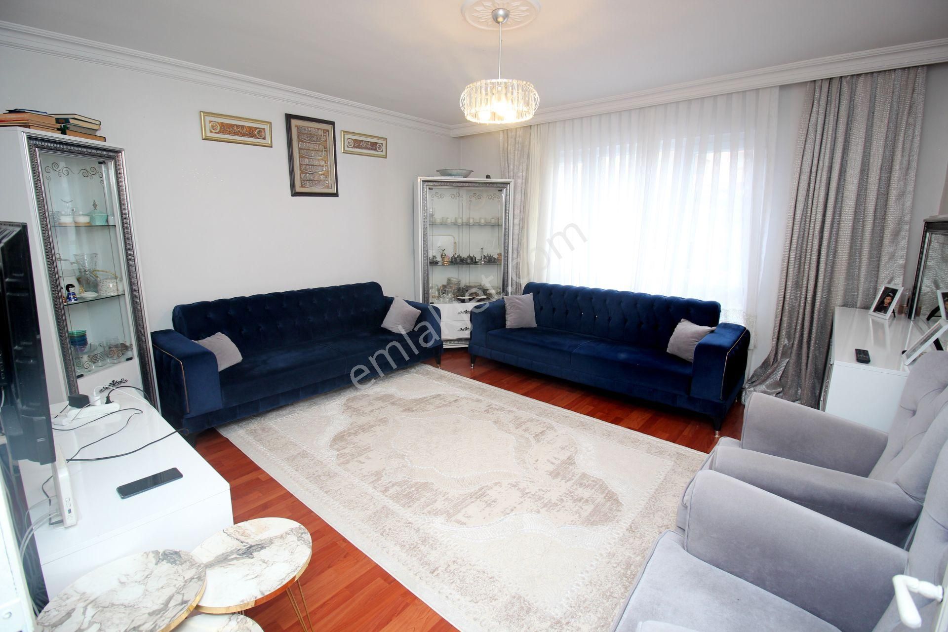 Emre Emlak'tan Kazım Karabekir'de Arakat Ön Cephe Satılık 2+1 Daire - Görsel 3