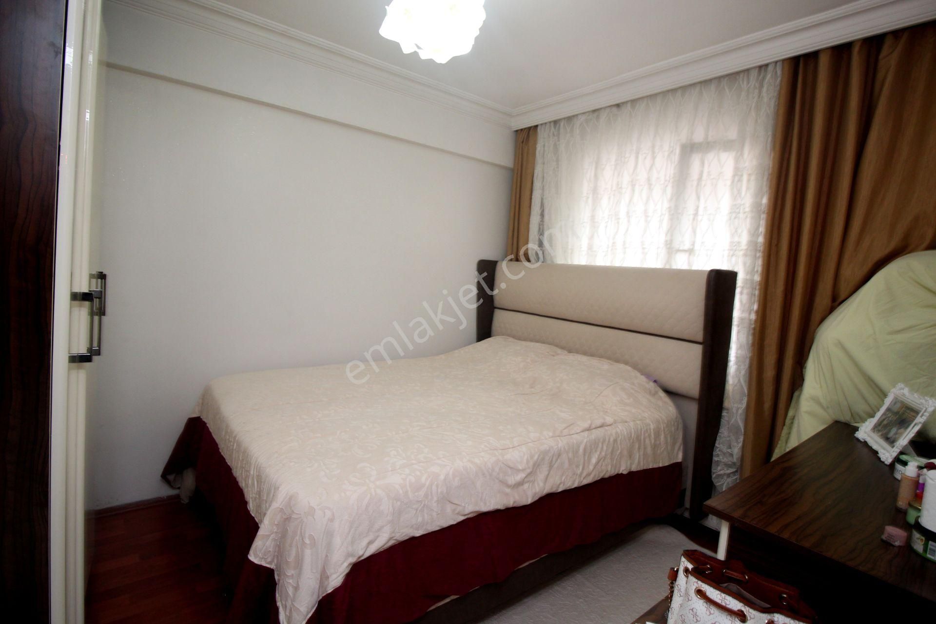 Emre Emlak'tan Kazım Karabekir'de Arakat Ön Cephe Satılık 2+1 Daire - Görsel 14