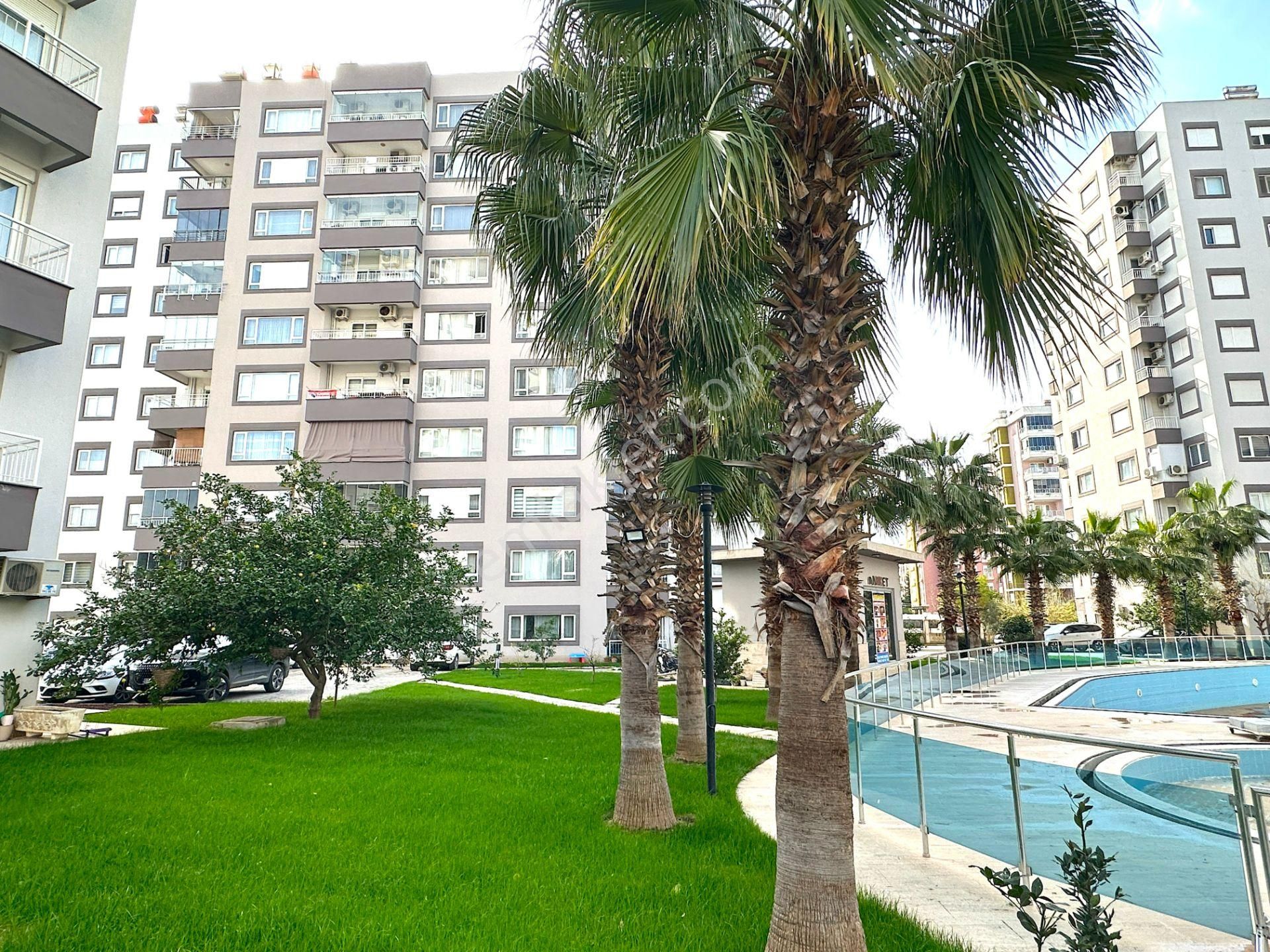 Konyaaltı Akdeniz Konutları Sit Havuzlu, K.otopark, D.gaz 2+1