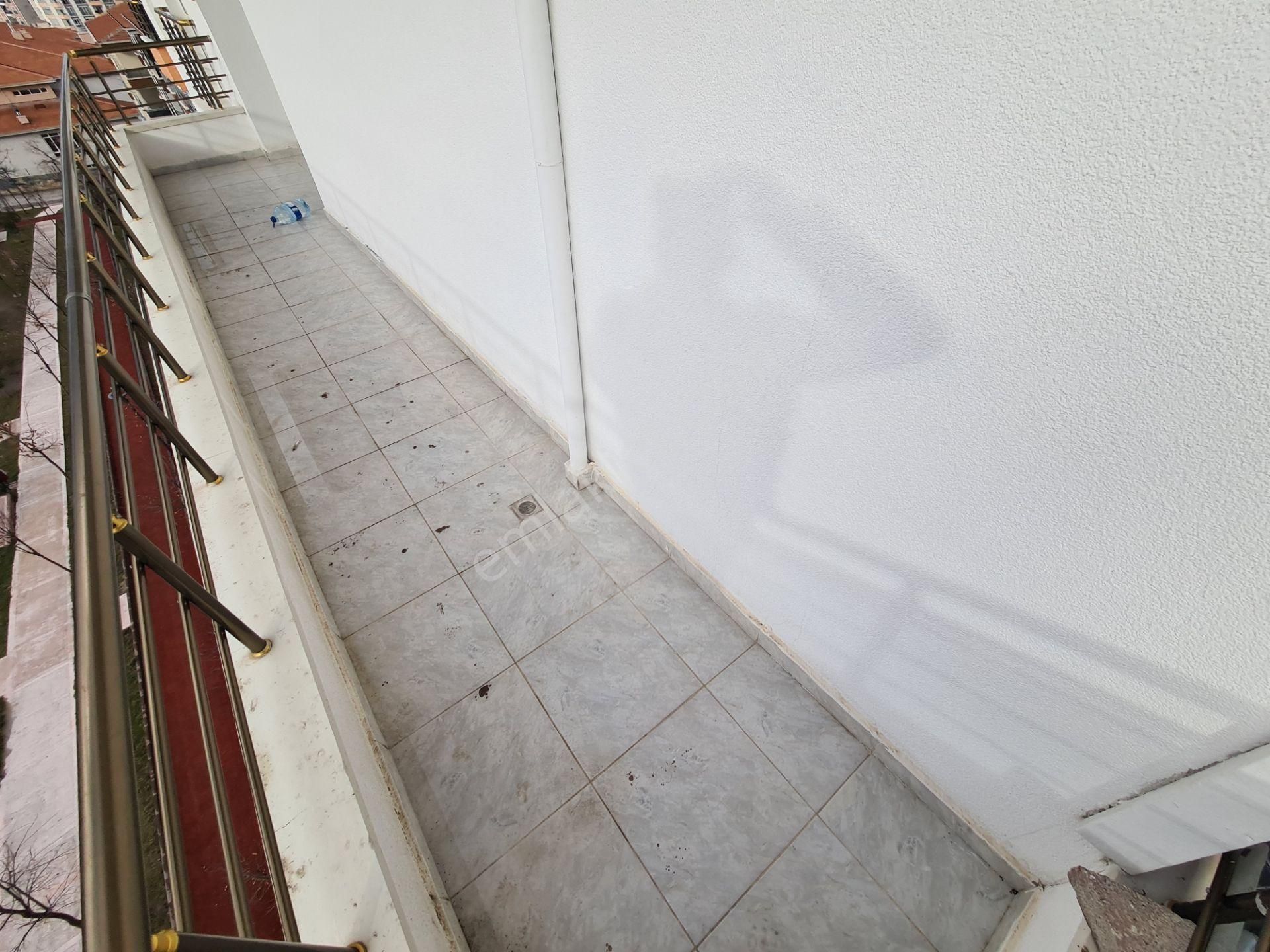 Sancaktepe İ.ö.o. Arkasında Park Manzaralı A3.kat Kiralık 3+1 - Görsel 19