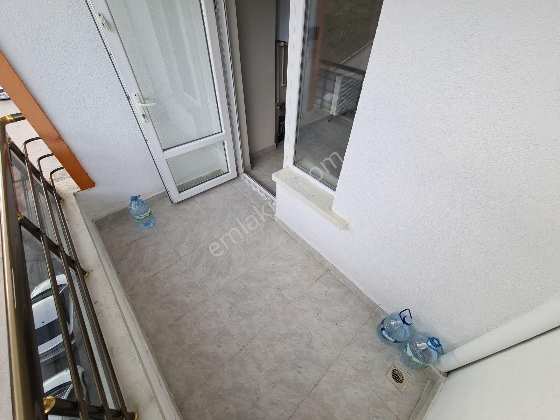 Sancaktepe İ.ö.o. Arkasında Park Manzaralı A3.kat Kiralık 3+1 - Görsel 6