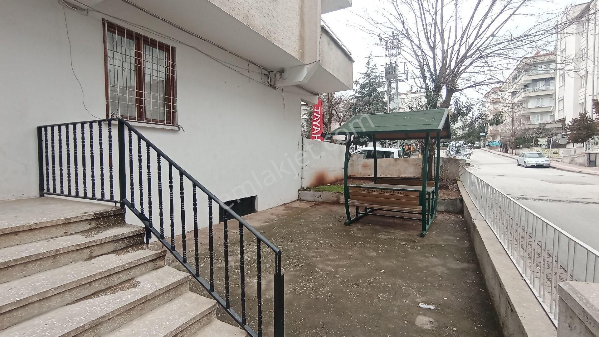 Kolejtepe Mahlesinde Hasarsız 3+1 Göbek Kat Daire - Görsel 31