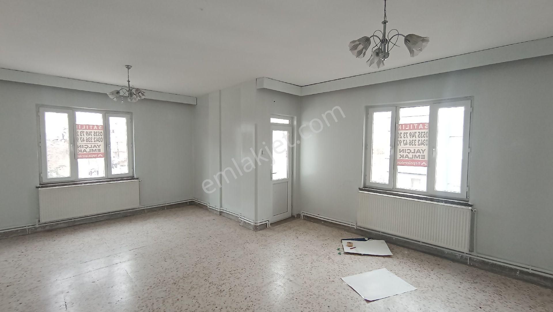 Kolejtepe Mahlesinde Hasarsız 3+1 Göbek Kat Daire - Görsel 6