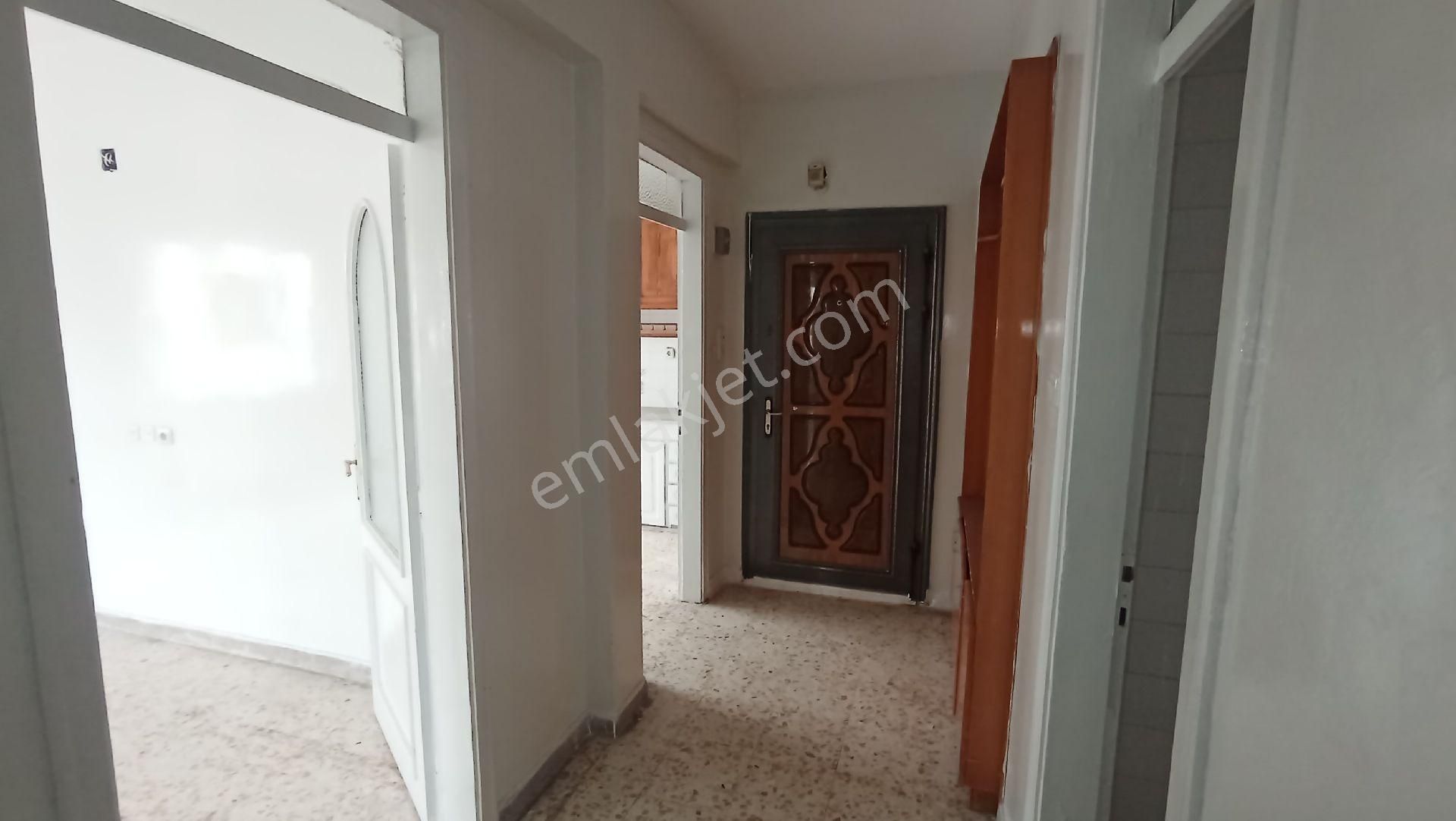 Kolejtepe Mahlesinde Hasarsız 3+1 Göbek Kat Daire - Görsel 35