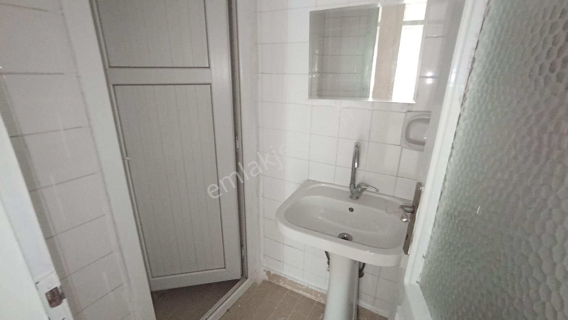 Kolejtepe Mahlesinde Hasarsız 3+1 Göbek Kat Daire - Görsel 7