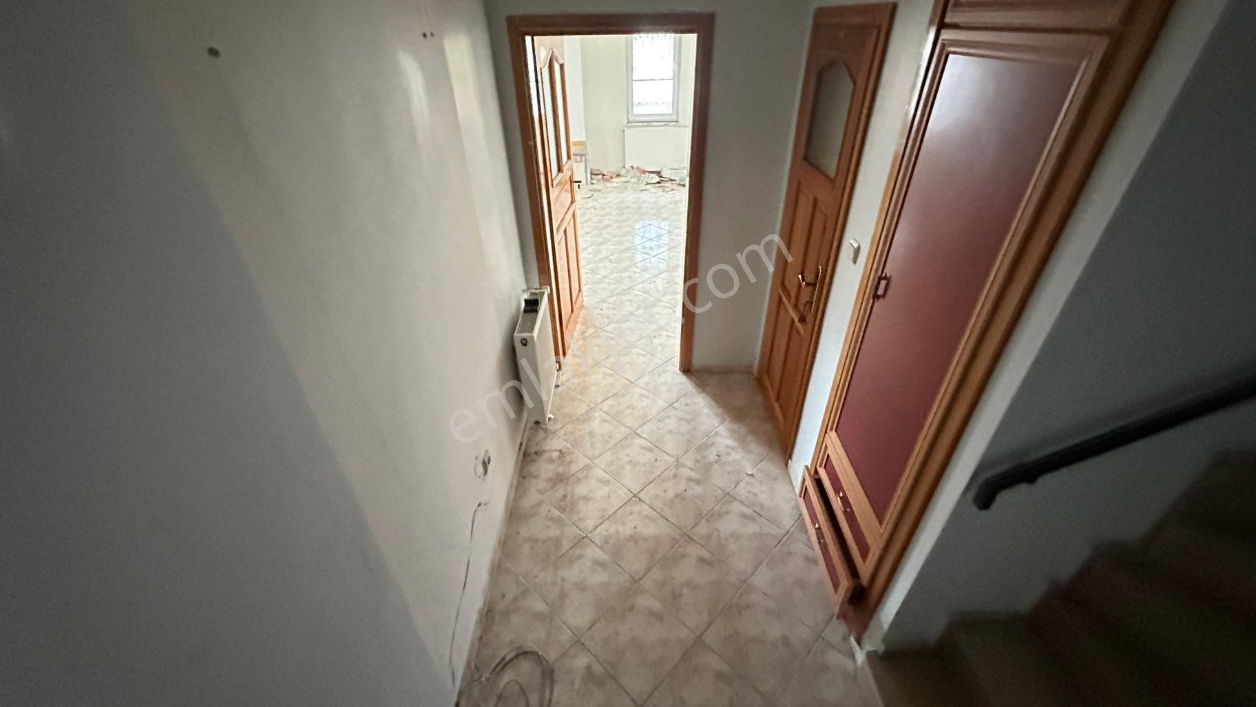 Cantan Emlaktan Akçay'da Denize 50 Mt 5+2 Fırsat Villa - Görsel 32