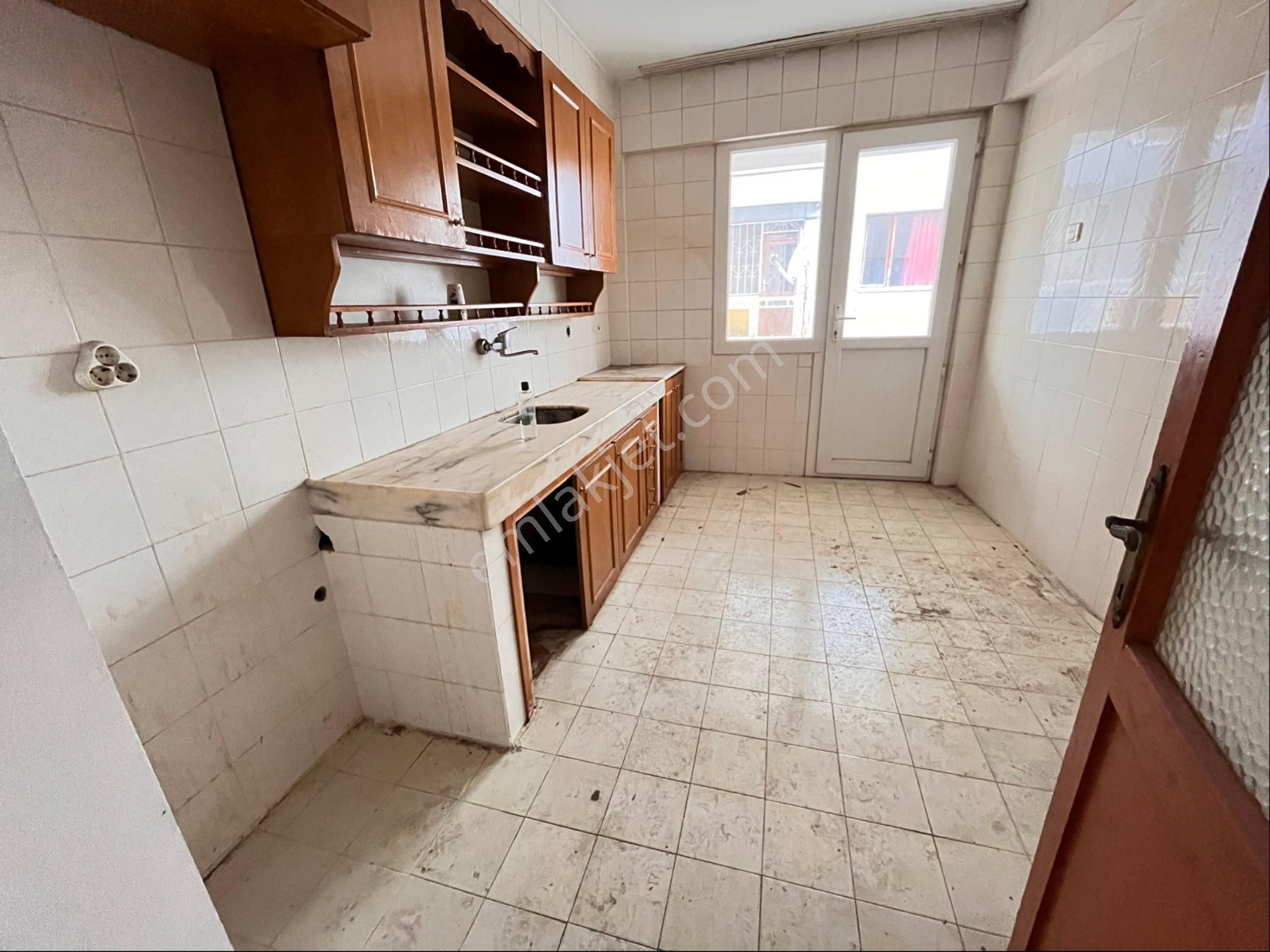 Araphasan Mah.de 2+1 100m2 Köşe Karanlık Odası Olmayan Arakat Daire - Görsel 10