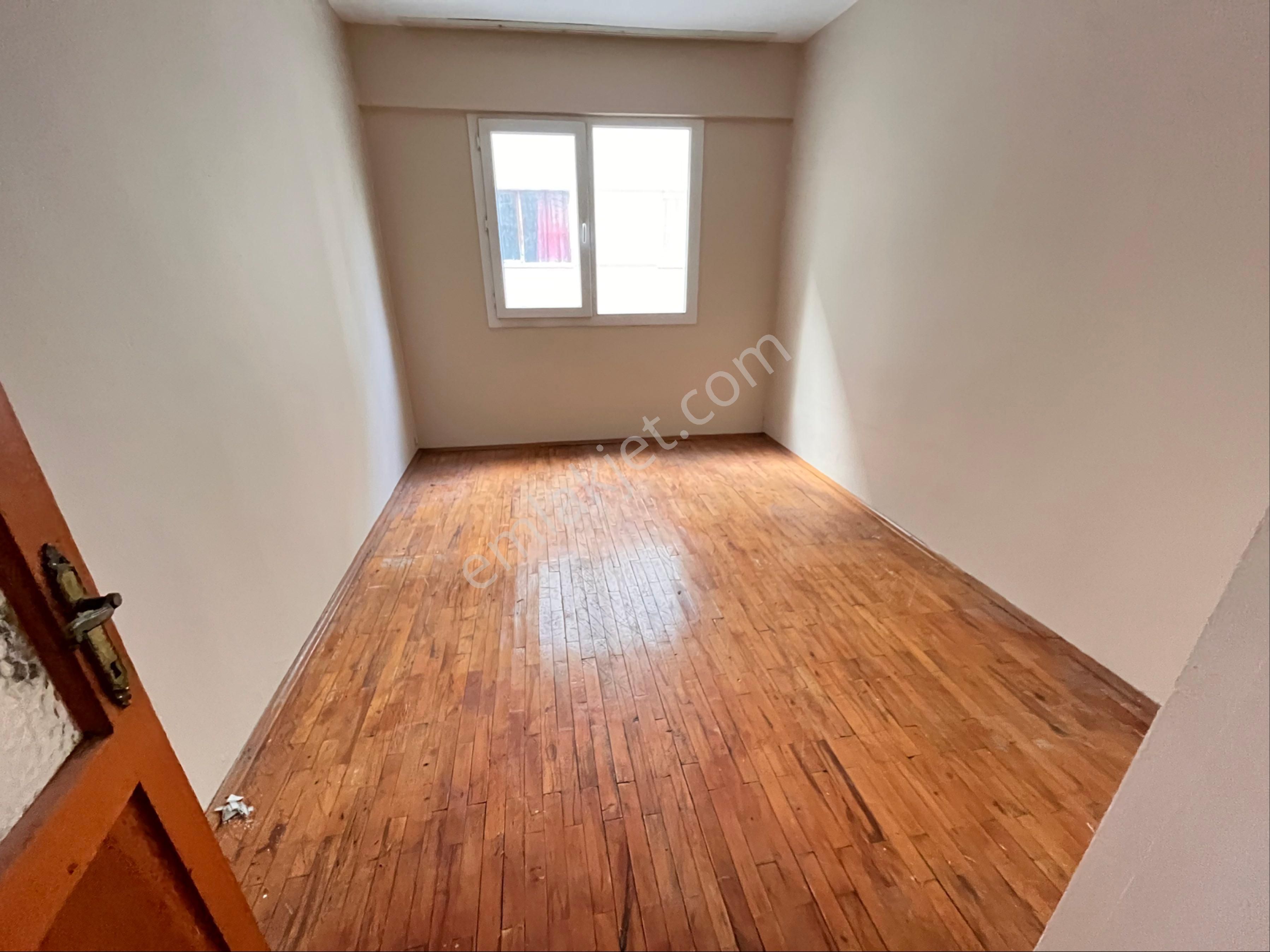 Araphasan Mah.de 2+1 100m2 Köşe Karanlık Odası Olmayan Arakat Daire - Görsel 5