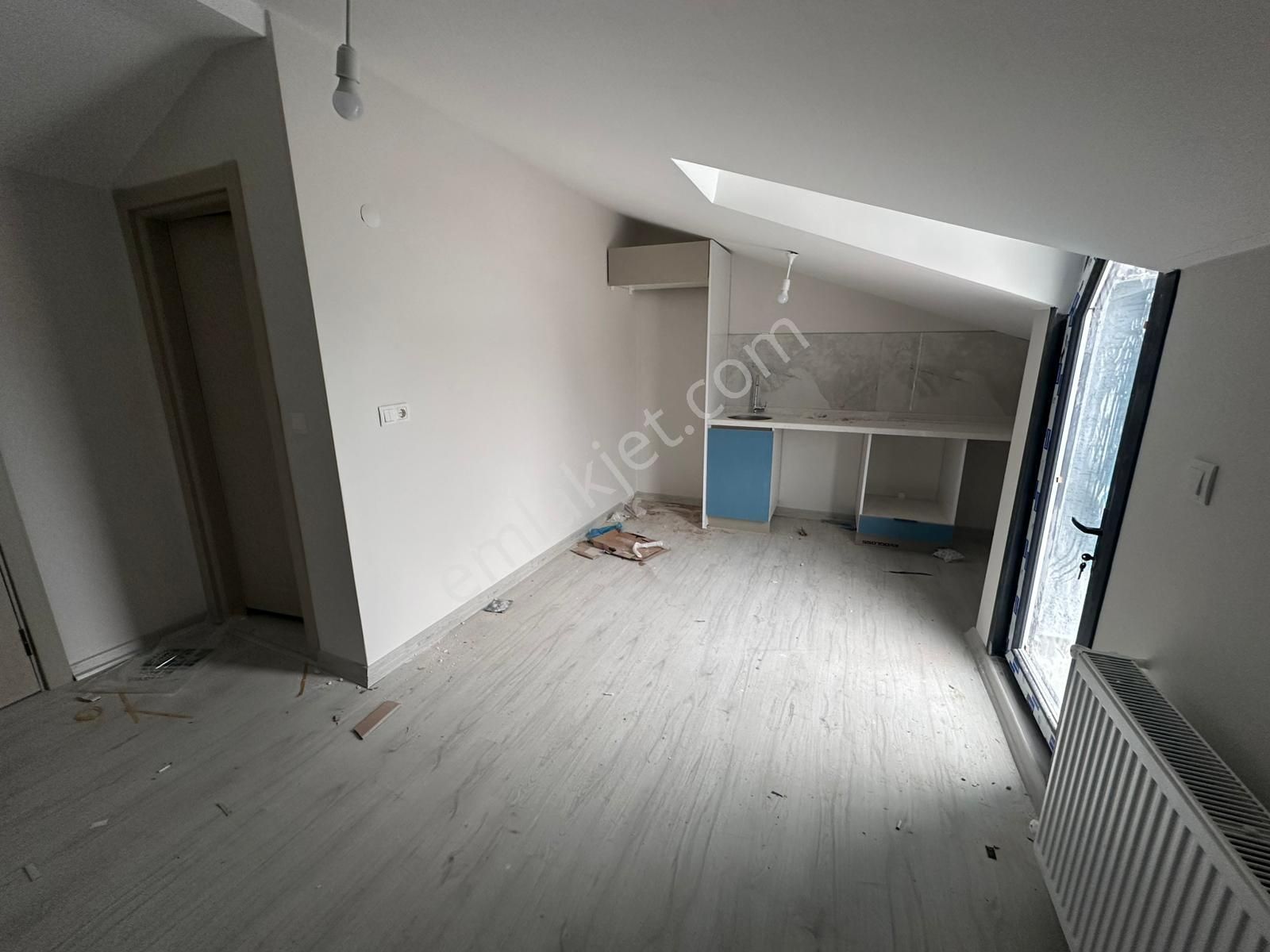 Metrobüse Yakın 3+2 Dubleks Sıfır Kiralık Daire - Görsel 2