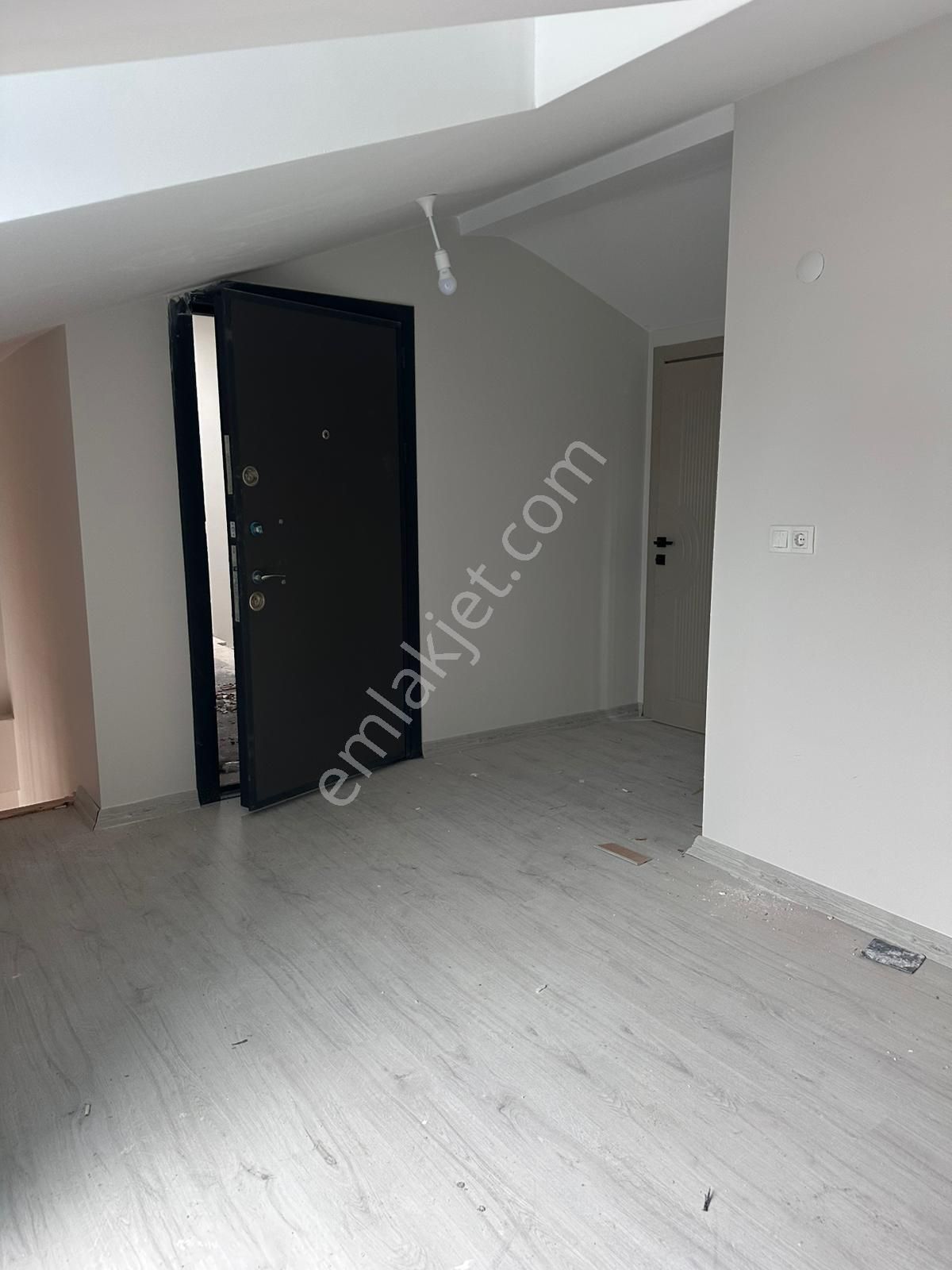 Metrobüse Yakın 3+2 Dubleks Sıfır Kiralık Daire - Görsel 15