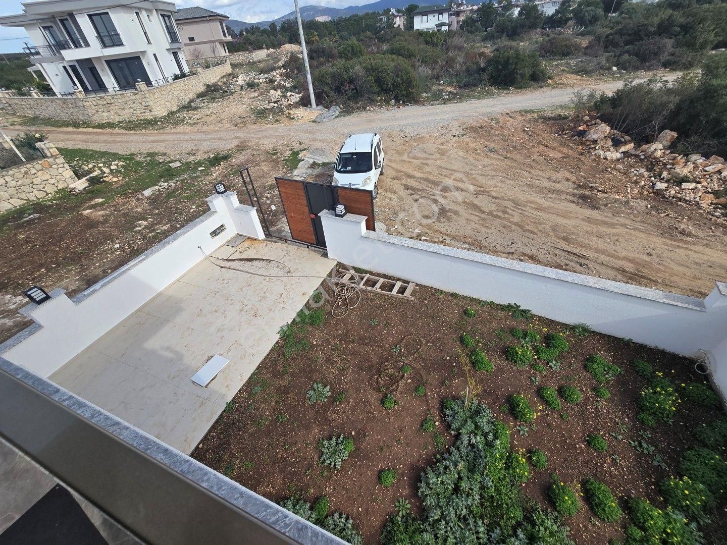 Didim Fevzi Paşa Mahallesinde Plaja 1.200 Mt Mesafede Satılık Tam Müstakil Villa - Görsel 6