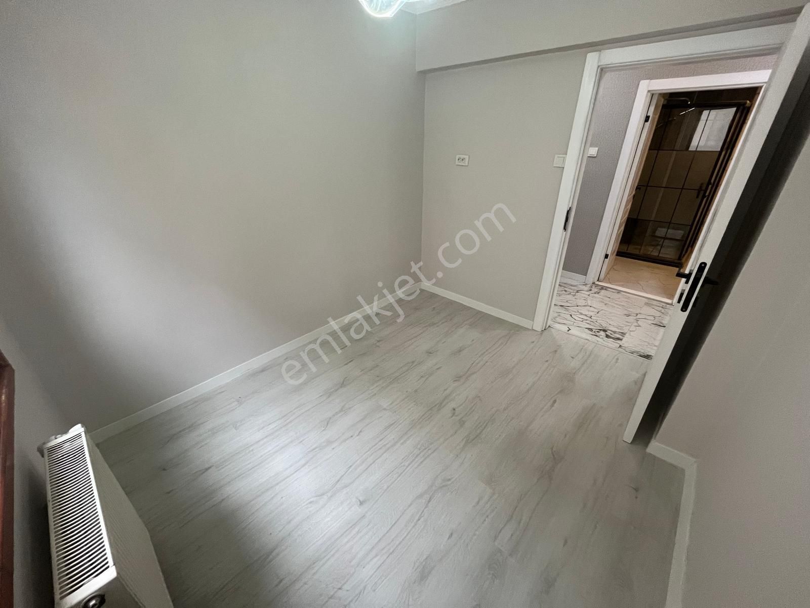 Mç Emlak'tan Ön Cephe Ara Katta 3+1 Full Yapılı Daire - Görsel 9