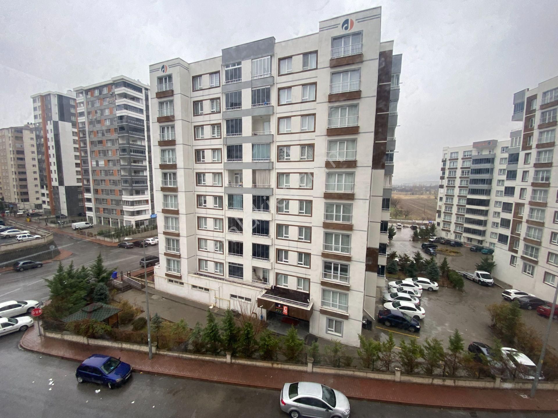 Global Emlak Ertuğrulgazi'de Kiralık 3+1 Güney Cephe Daire - Görsel 14