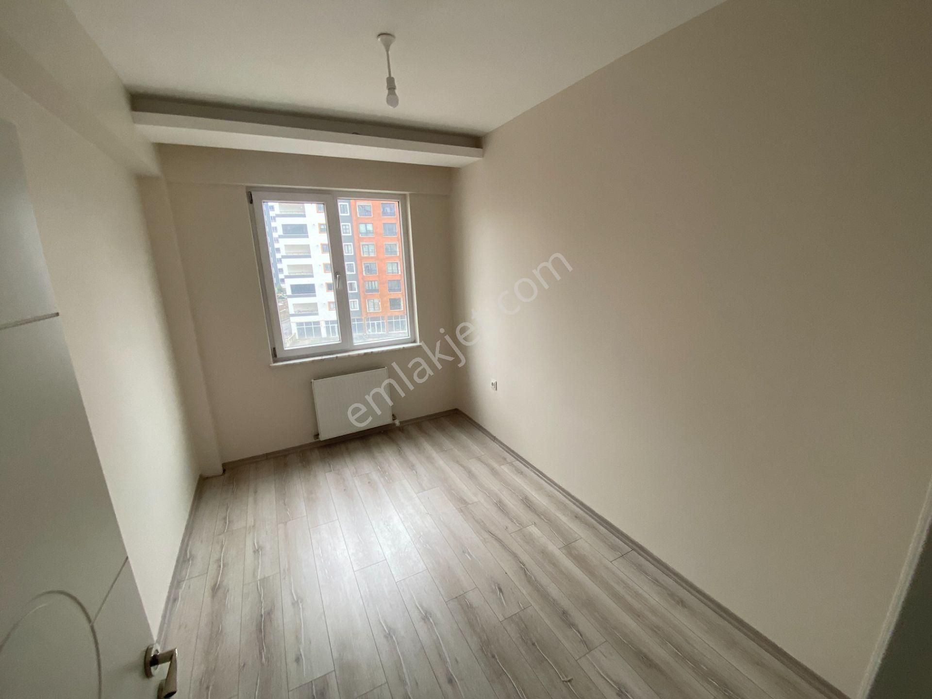 Global Emlak Ertuğrulgazi'de Kiralık 3+1 Güney Cephe Daire - Görsel 17