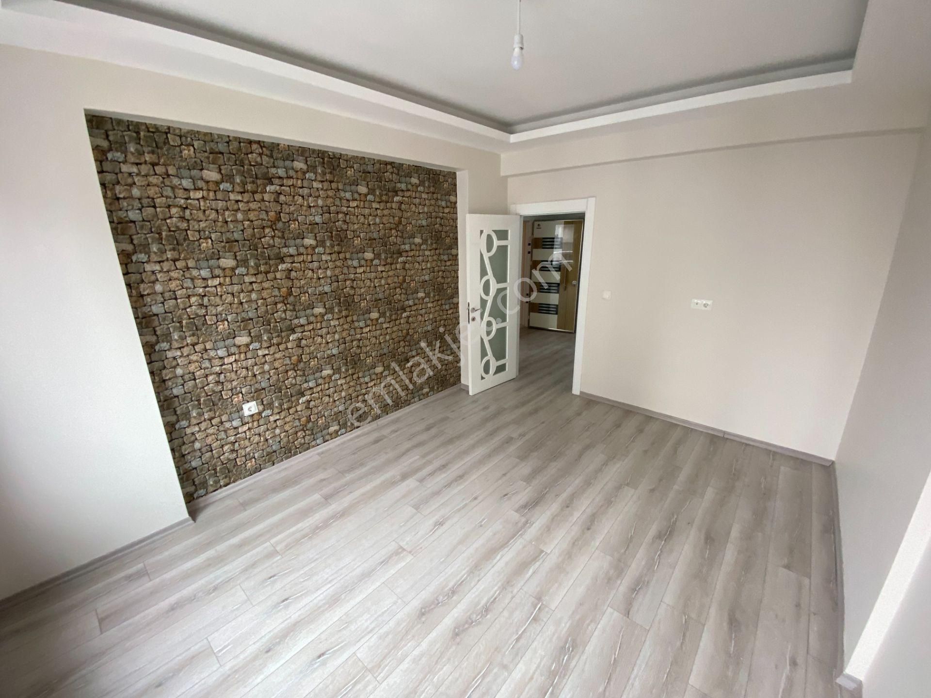 Global Emlak Ertuğrulgazi'de Kiralık 3+1 Güney Cephe Daire - Görsel 9