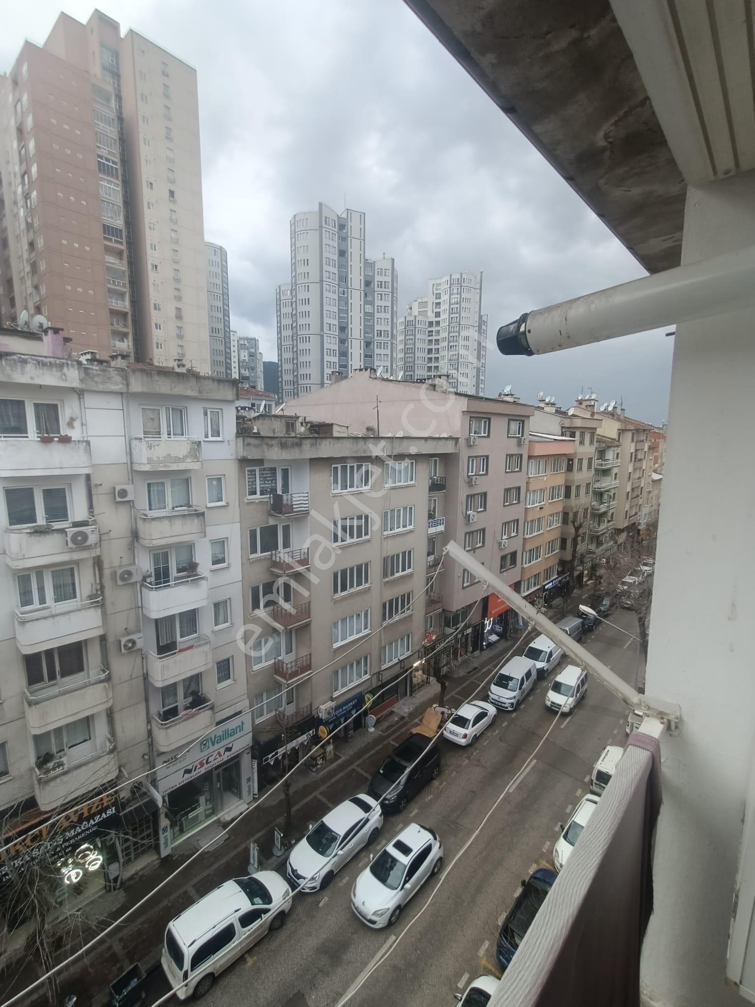 Gazcılarda Cadde Üzerinde 3+1 Acil Kiralık Daire - Görsel 15