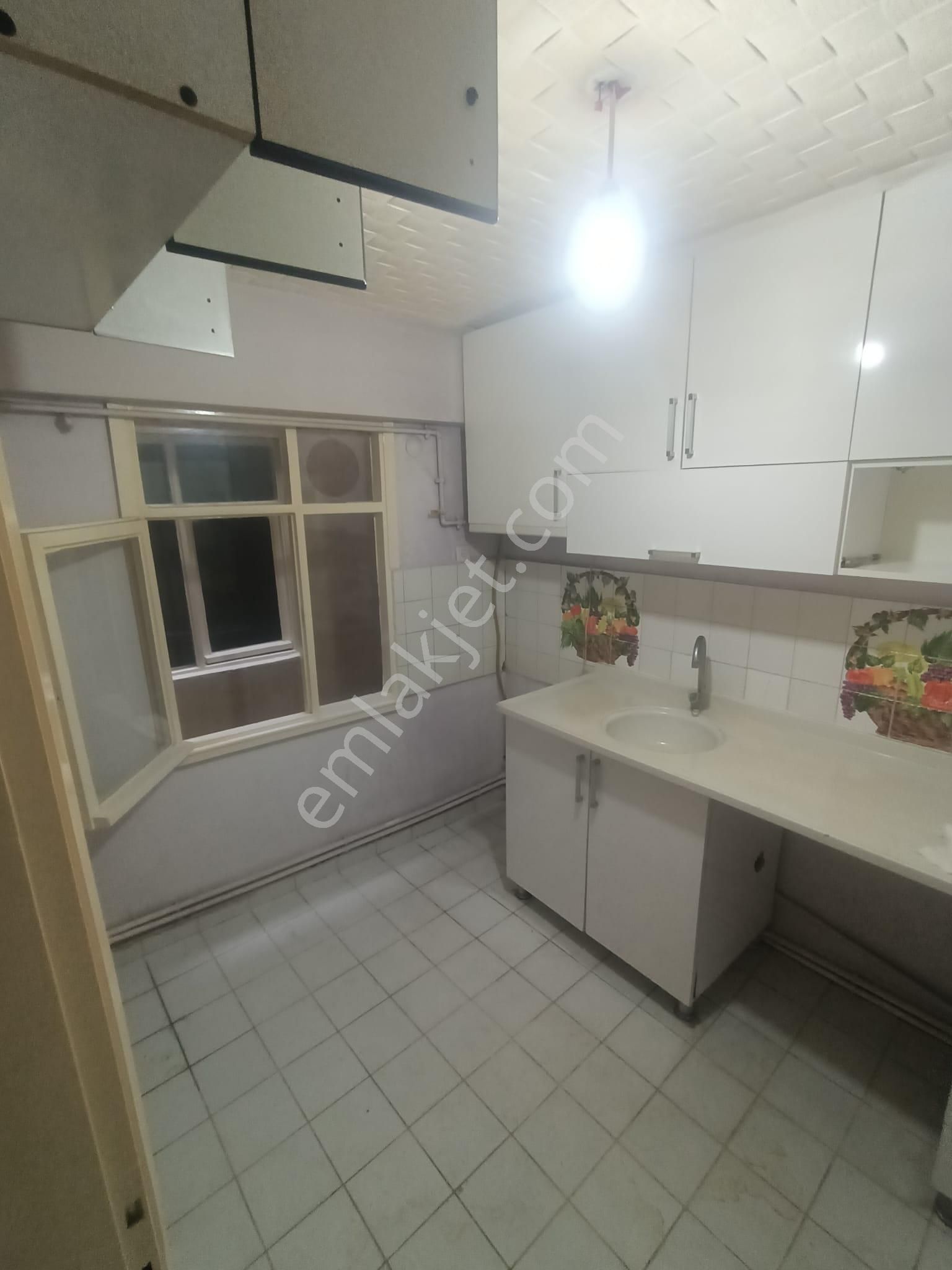 Gazcılarda Cadde Üzerinde 3+1 Acil Kiralık Daire - Görsel 6