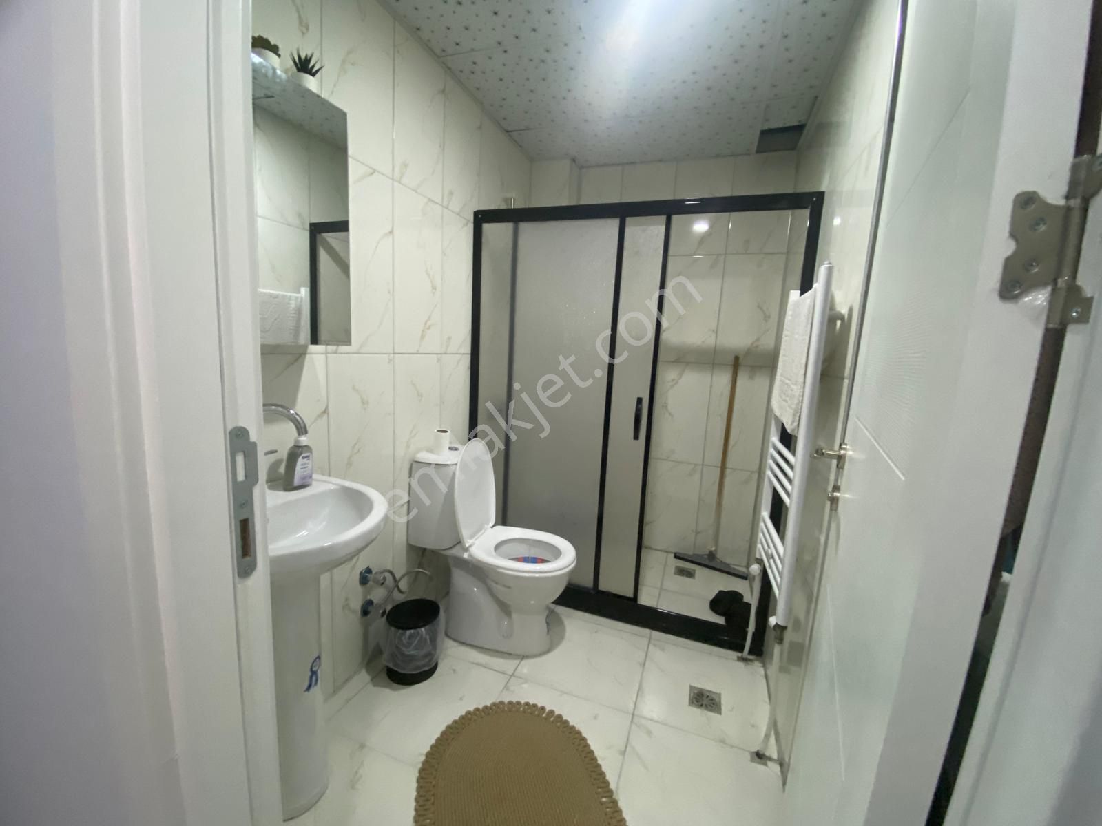 Ofis Rızvan Ağa Caddesinde Acil Sıfır Yapı Satılık 2+1 Daire - Görsel 3