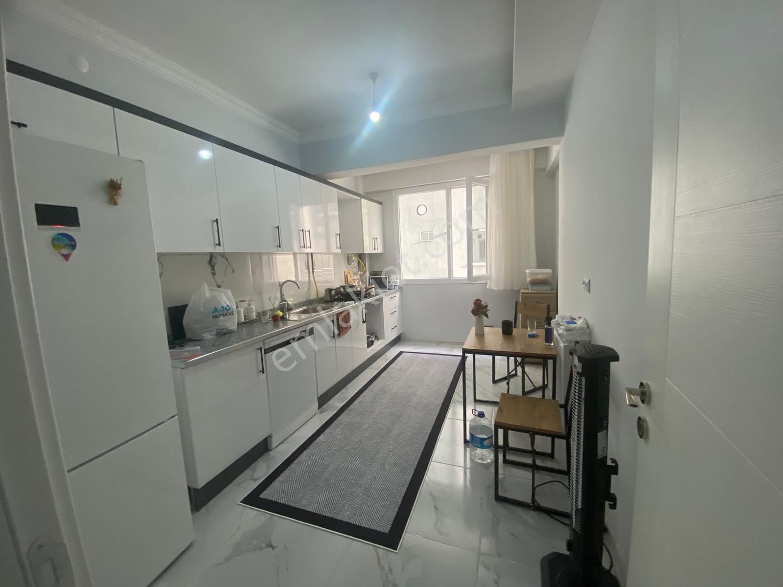 Ofis Rızvan Ağa Caddesinde Acil Sıfır Yapı Satılık 2+1 Daire - Görsel 4